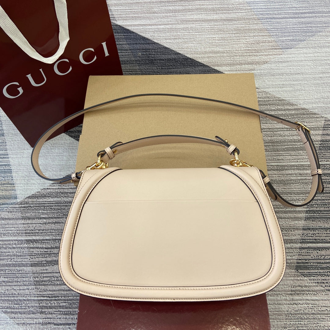 Luxury Gucci BLONDIE MEDIUM SHOULDER BAG 32 IN BEIGE CALFSKIN GOLD HARDWARE