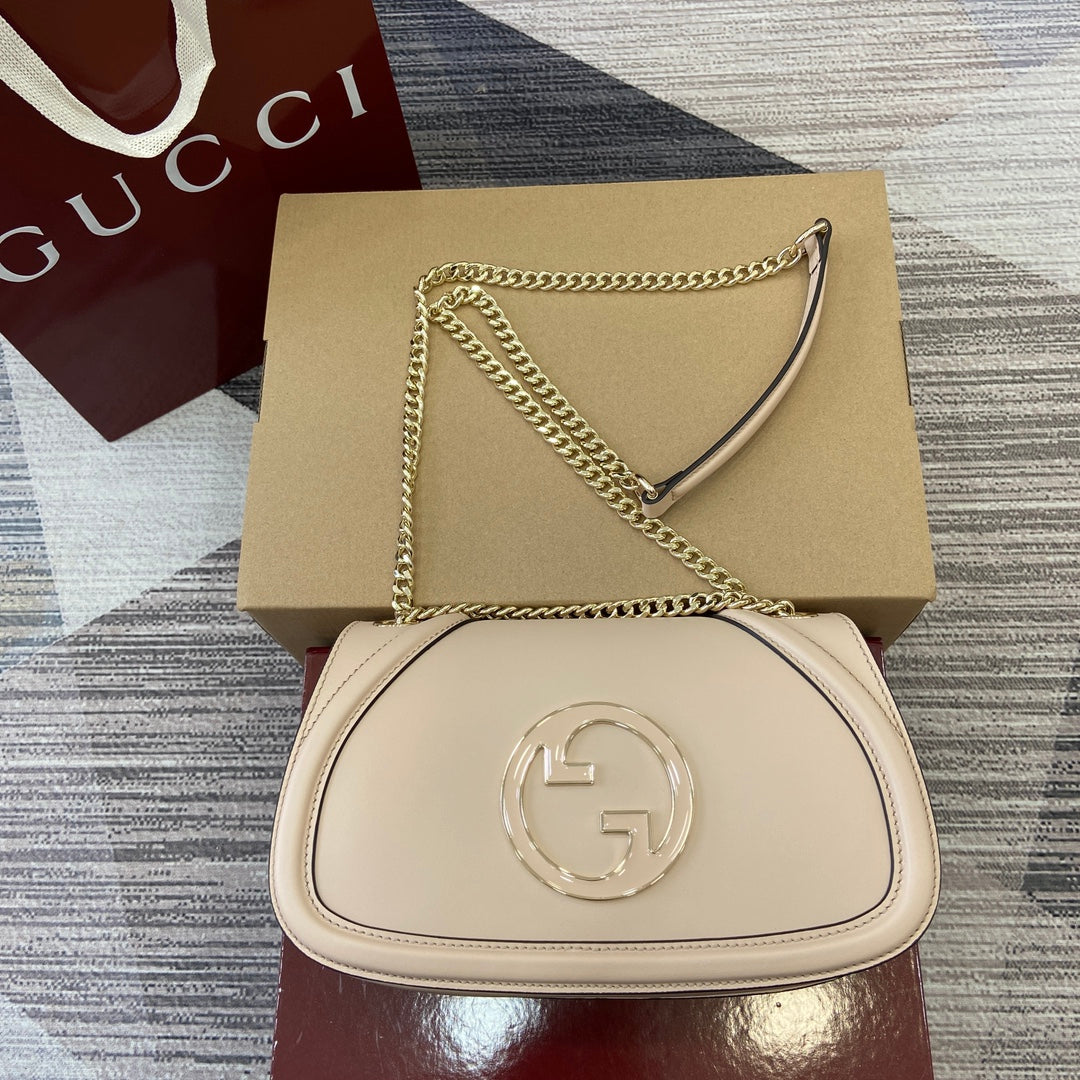 Luxury Gucci BLONDIE SMALL SHOULDER BAG 26 IN BEIGE CALFSKIN GOLD HARDWARE