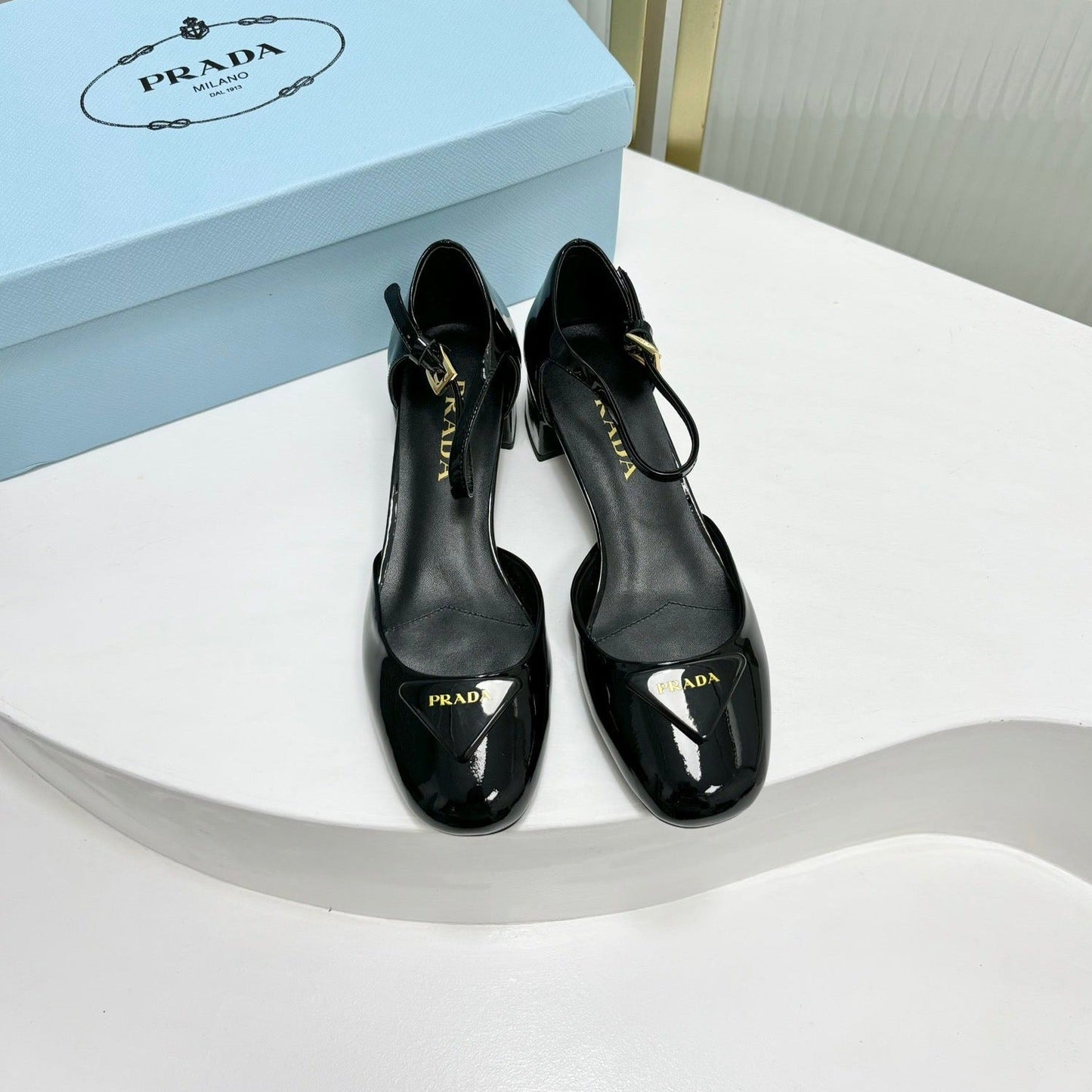 Luxury PradaMARY JANE PUMPS BLACK CALFSKIN