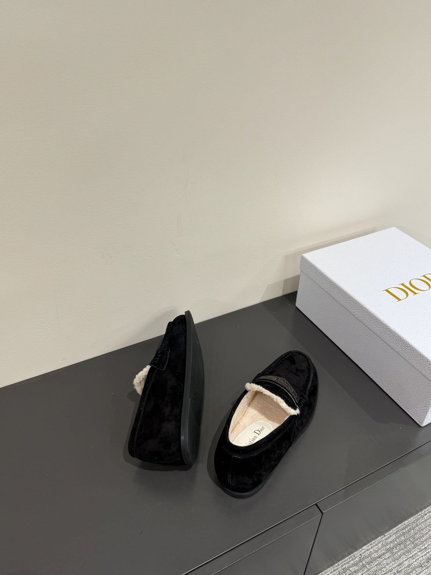Luxury DiorLoafers In Black Suede And Fleece Lining 109293