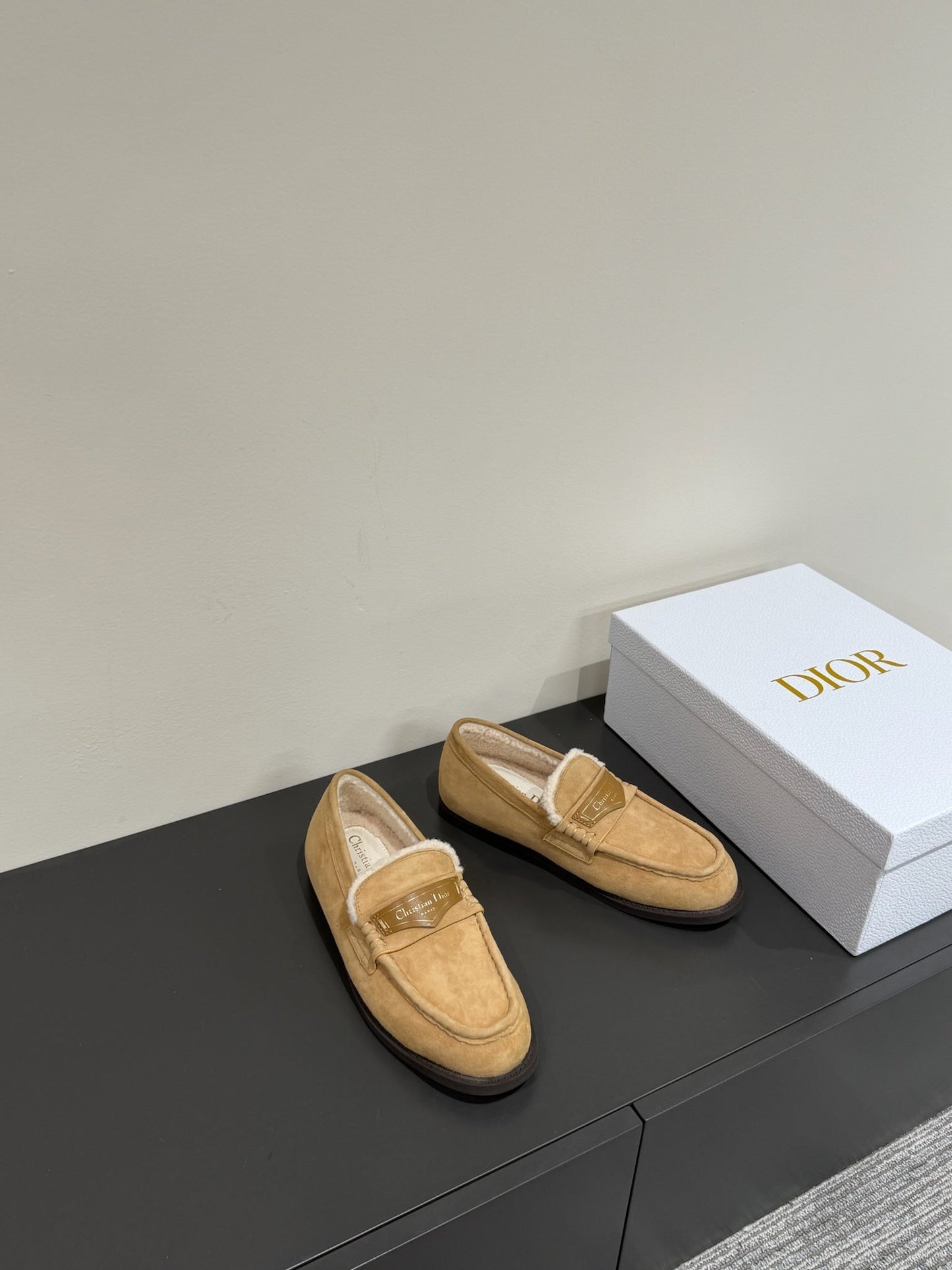 Luxury DiorLoafers In Beige Brown Suede And Fleece Lining 109295