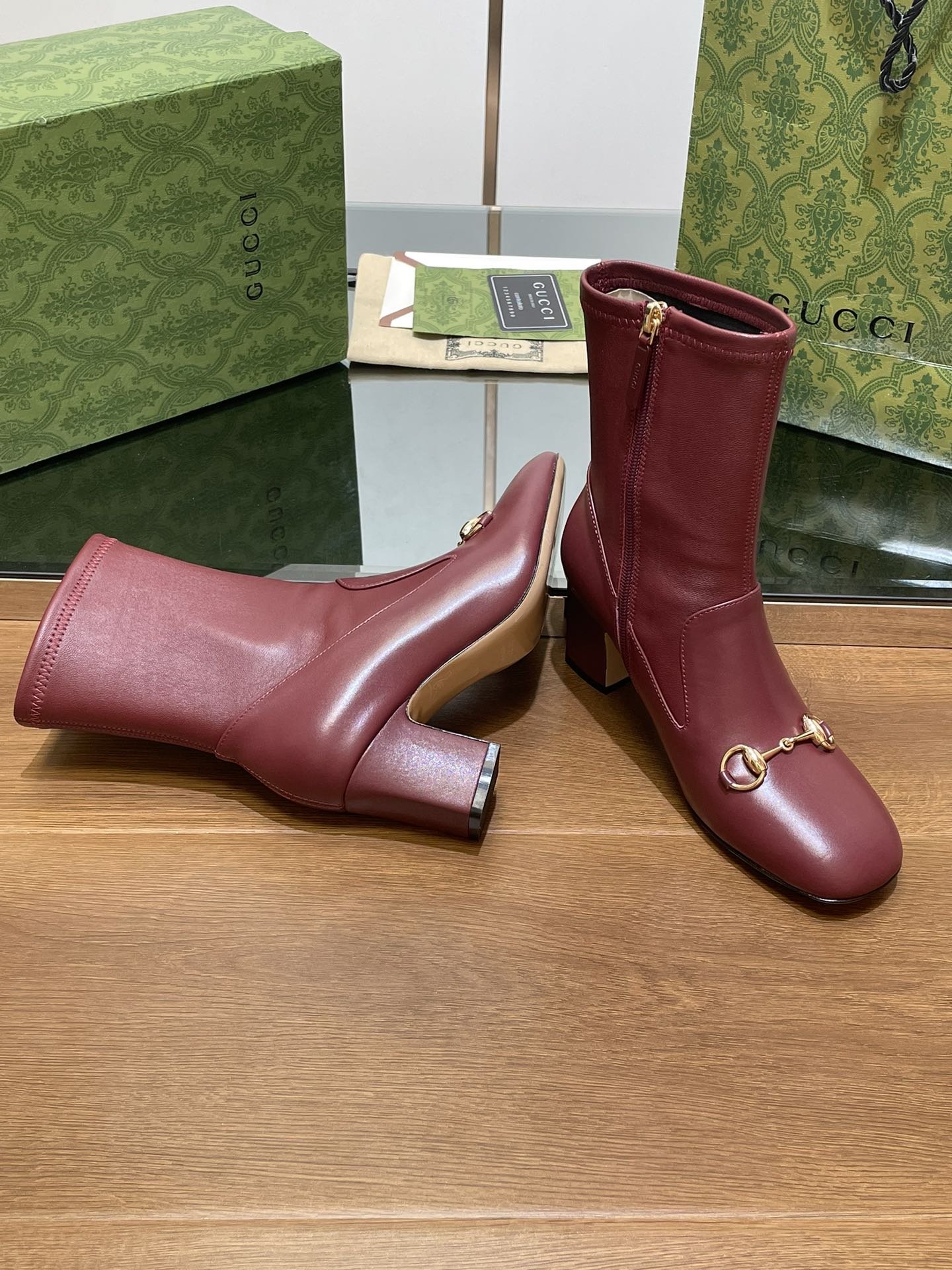 Luxury Gucci GG Horsebit Ankle Boot 65 Burgundy Calfskin