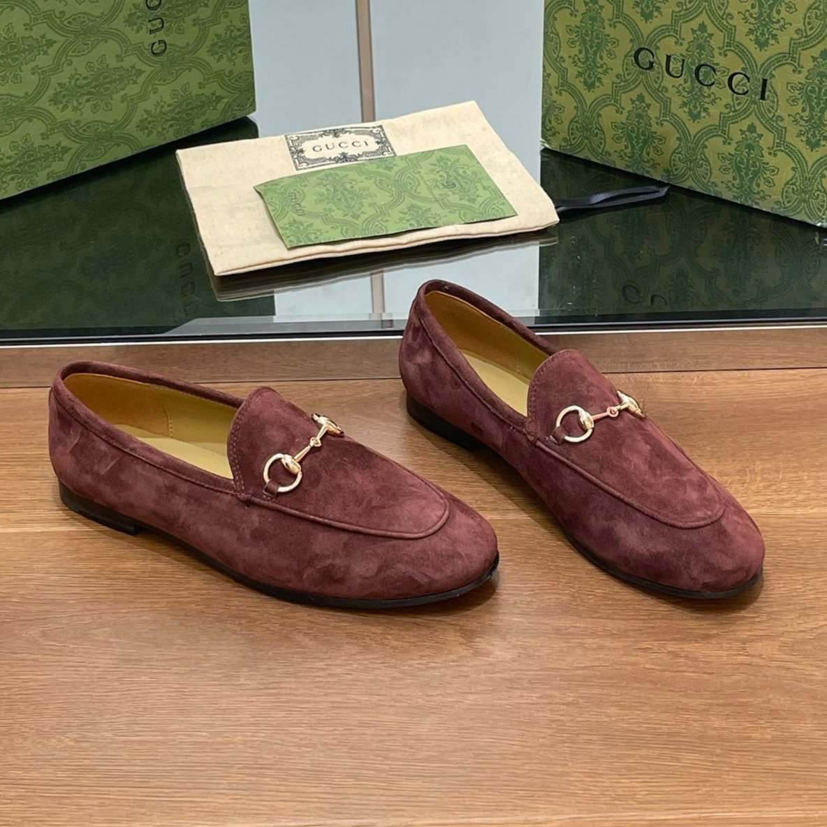 Luxury Gucci HORSEBIT LOAFER IN UMBER BROWN SUEDE