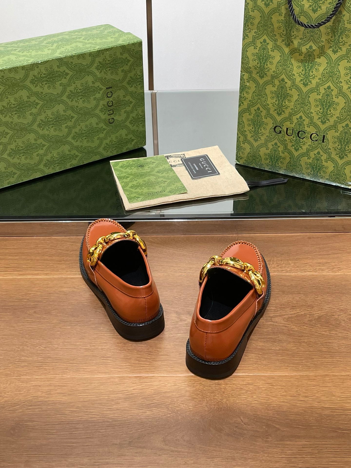 Luxury Gucci GG Marina Loafer Bronw Patent Calfskin