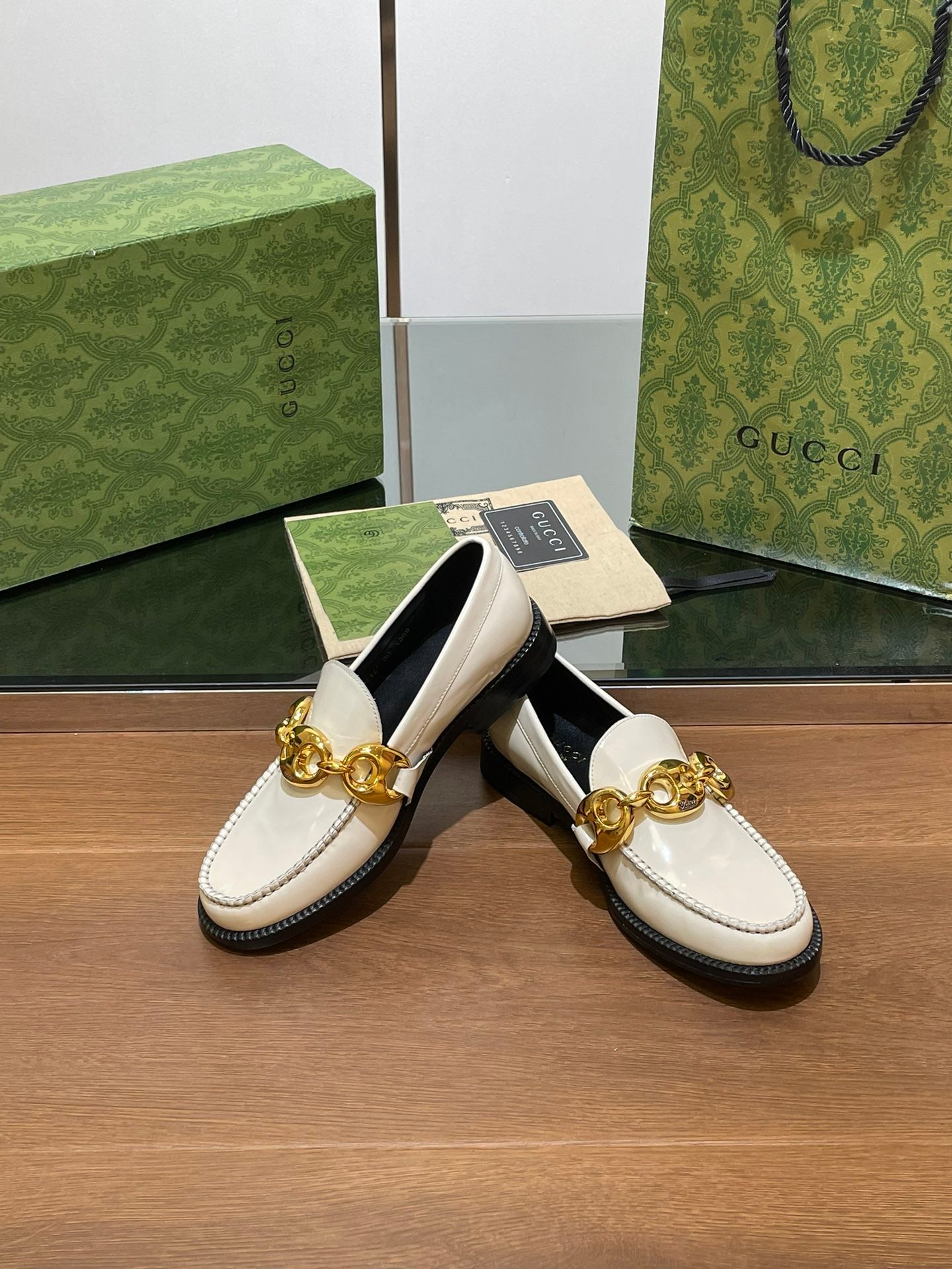 Luxury Gucci GG Marina Loafer Cream Patent Calfskin