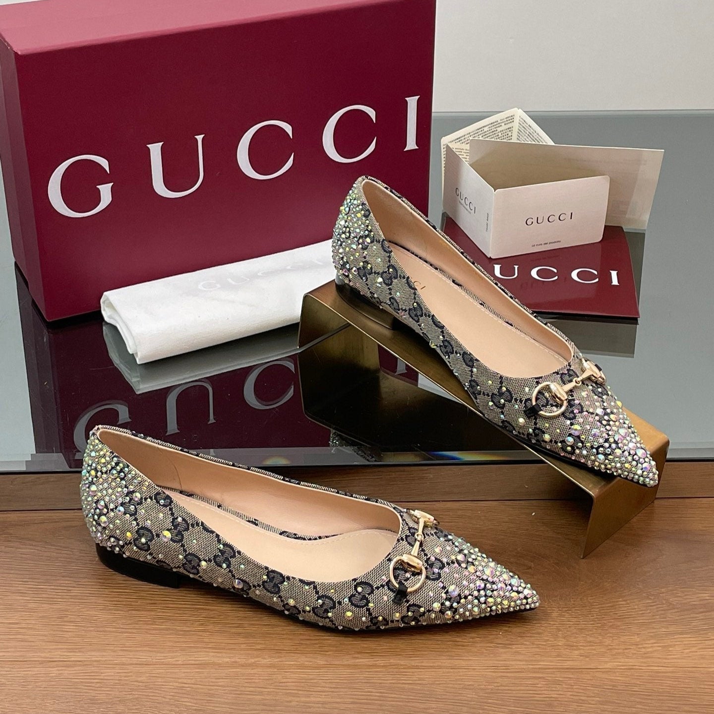 Luxury Gucci GG Horsebit Ballet Flat Beige Black Monogram Canvas Crystal-Embellished
