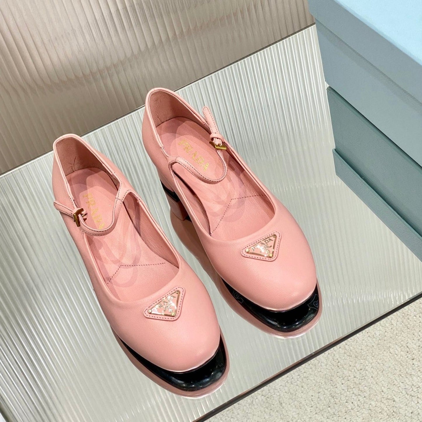 Luxury PradaNAPPA MARY JANE PUMPS LIGHT PINK LAMBSKIN