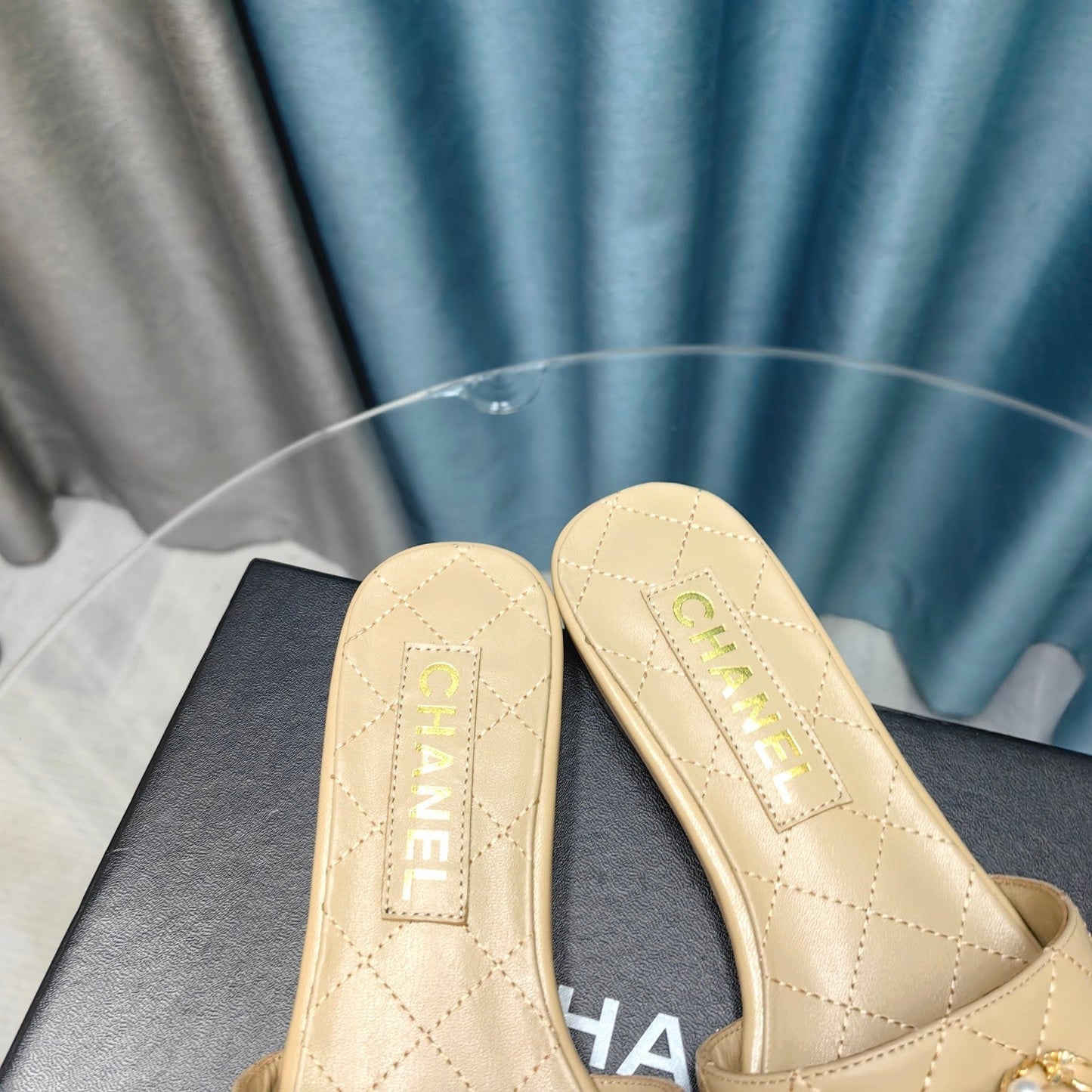 Luxury Chanel mule sandal quilted beige calfskin mop
