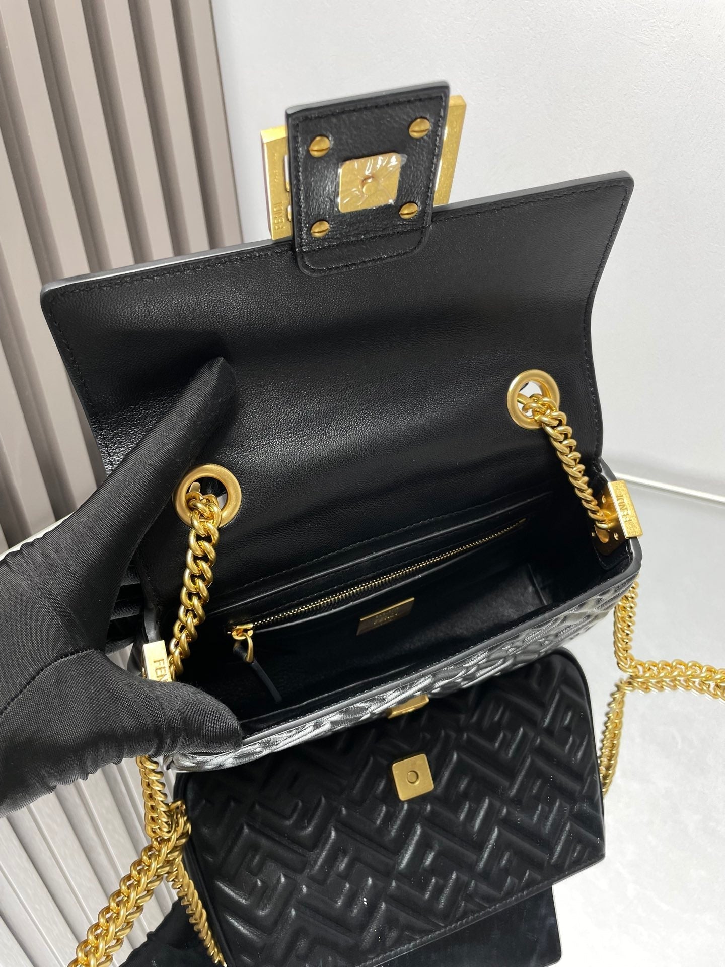 Luxury FendiFend Baguette 24 Bag With FF Motif Black Leather Ghw