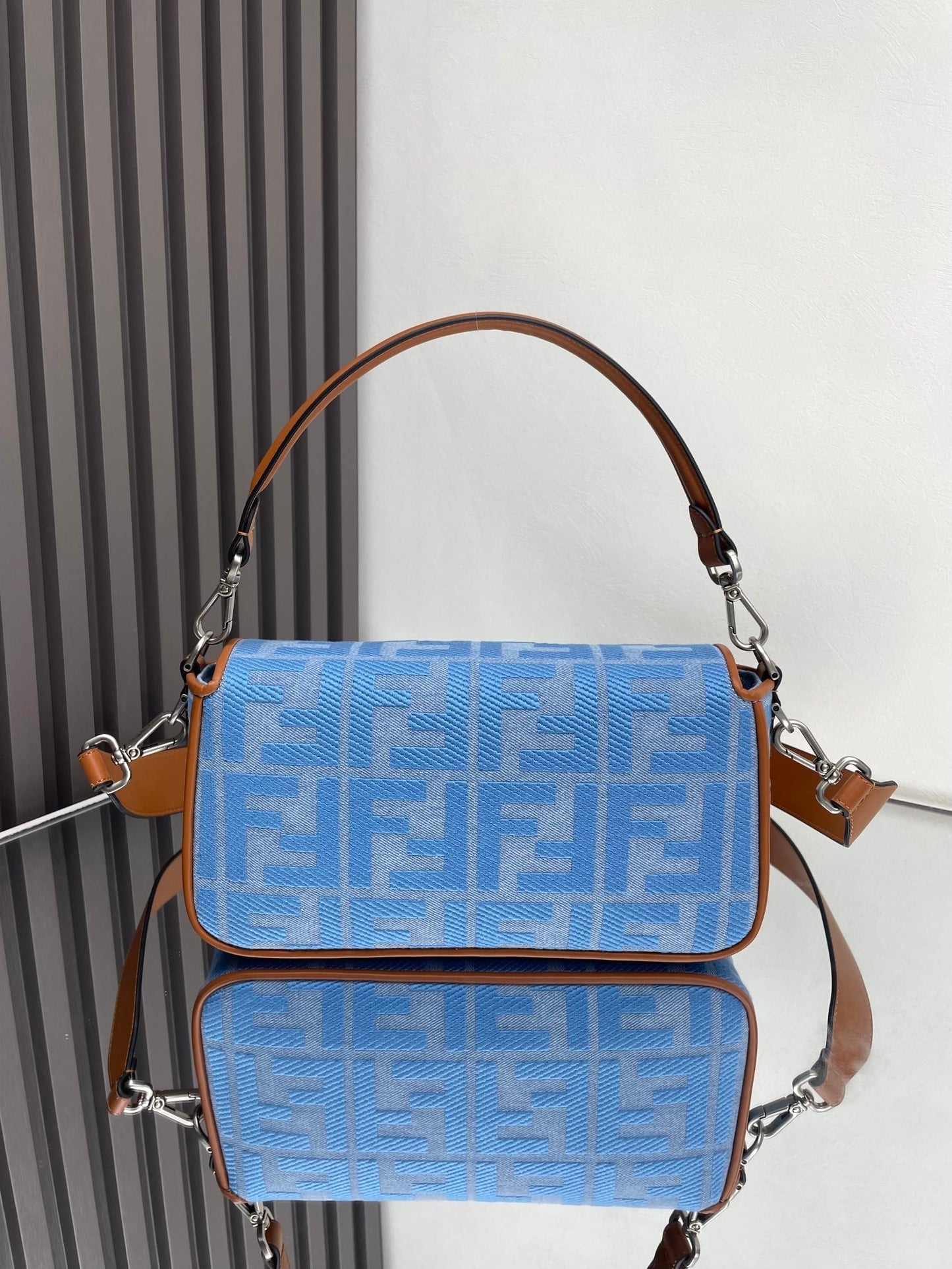 Luxury FendiFend Baguette Blue Brown Canvas Bag 27 with FF Embroidery Ghw