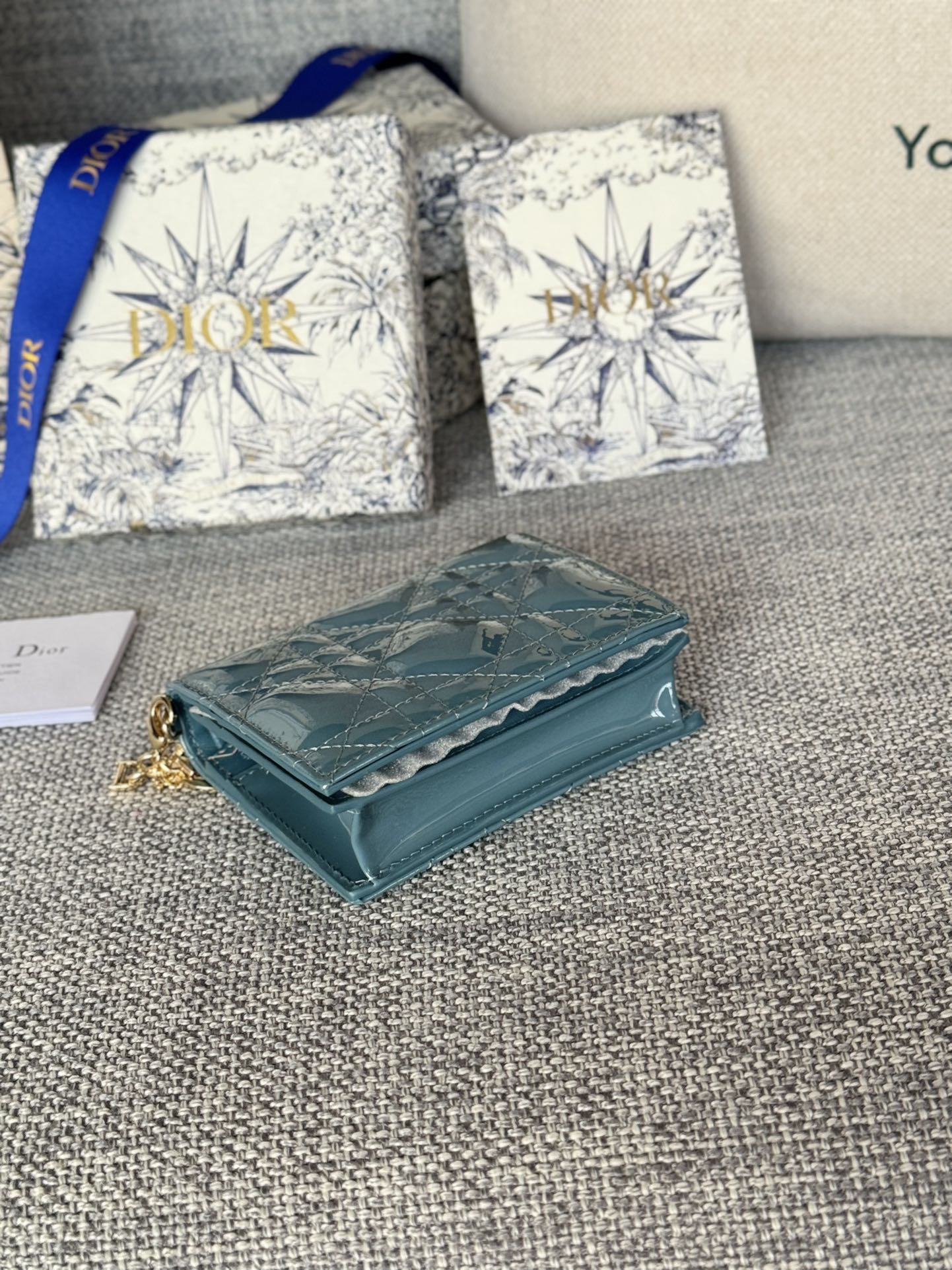 Luxury DiorCaro 11cm Compact Wallet Shiny Teal Calfskin