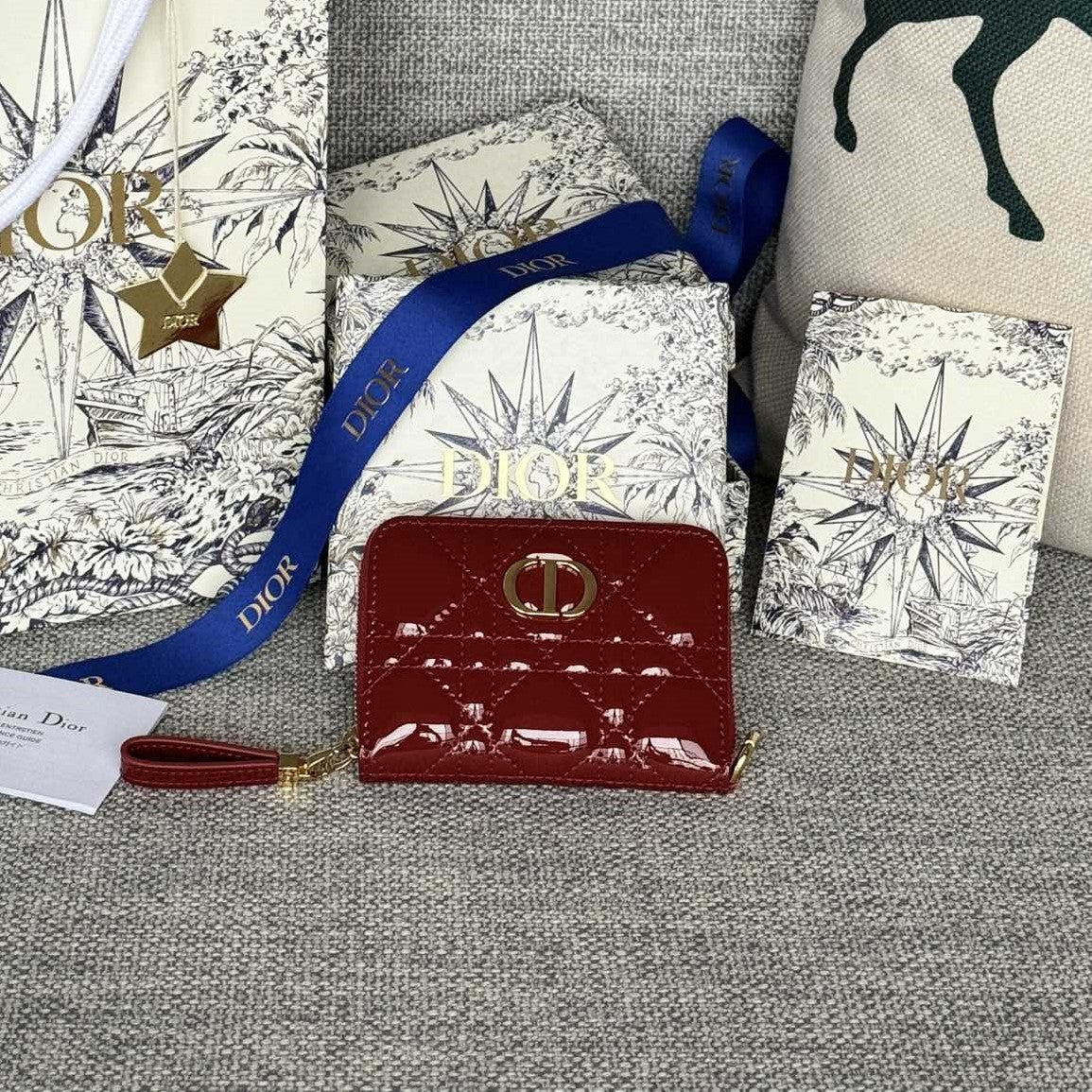 Luxury DiorLogo Caro 11cm Compact Wallet Shiny Red Calfskin