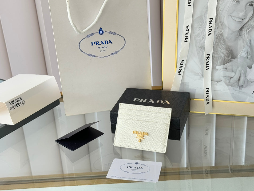 Luxury Prada10 CARD HOLDER IN WHITE CALFSKIN