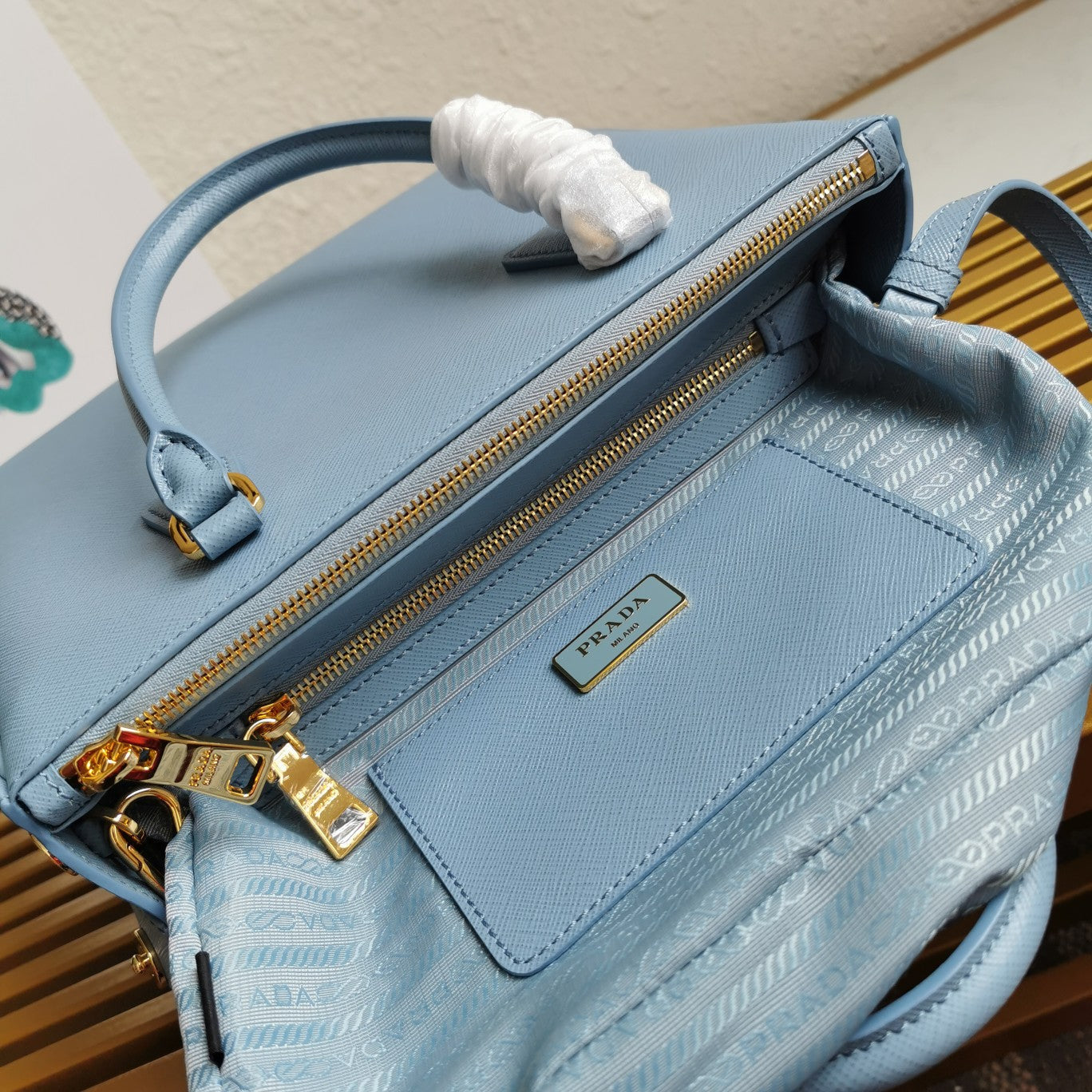 Luxury PradaGALLERIA 28 BAG IN SAPPHIRE BLUE SAFFIANO LEATHER