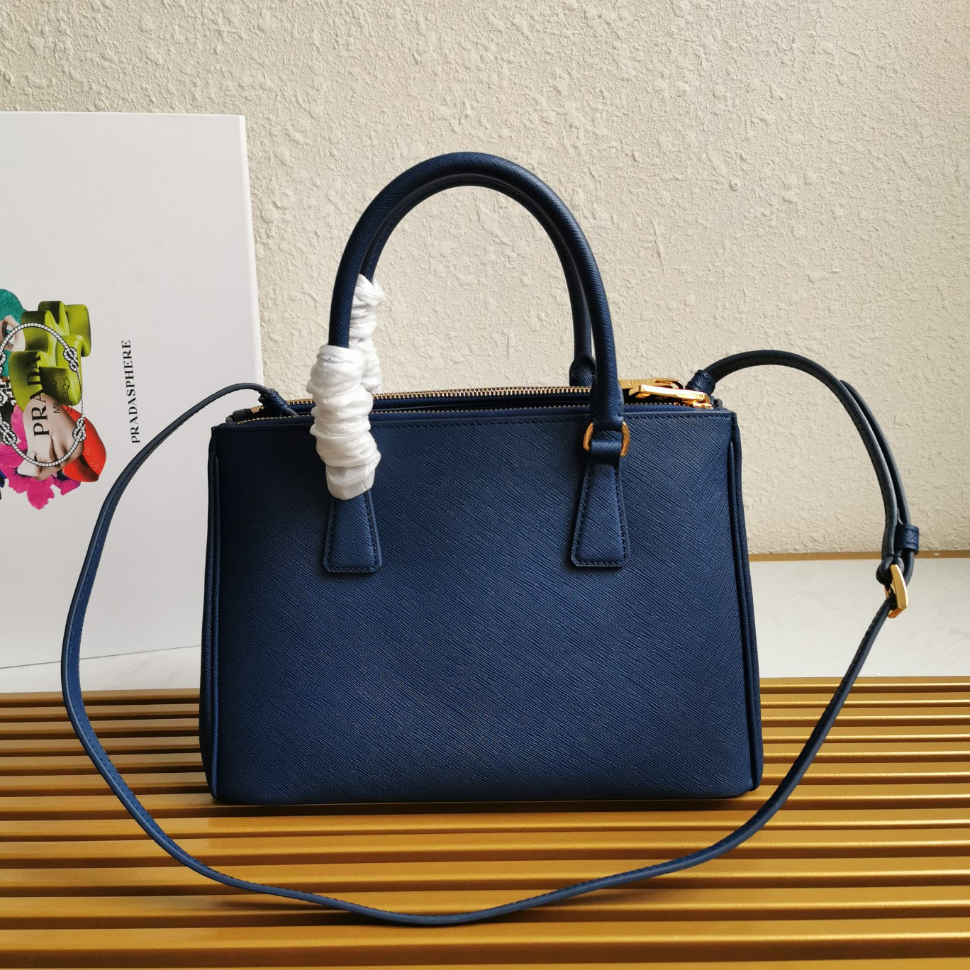 Luxury PradaGALLERIA 28 BAG IN NAVY BLUE SAFFIANO LEATHER