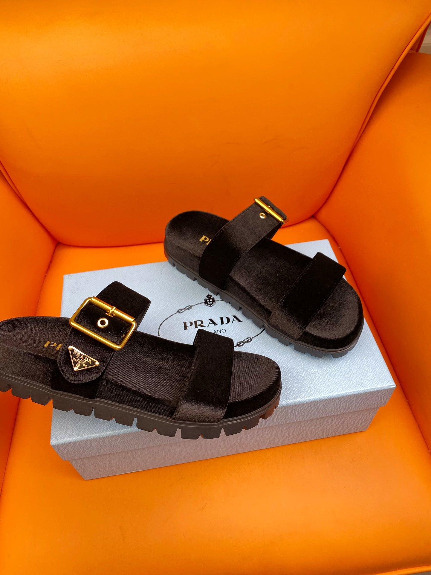 Luxury PradaSlides 10 Velvet Oak