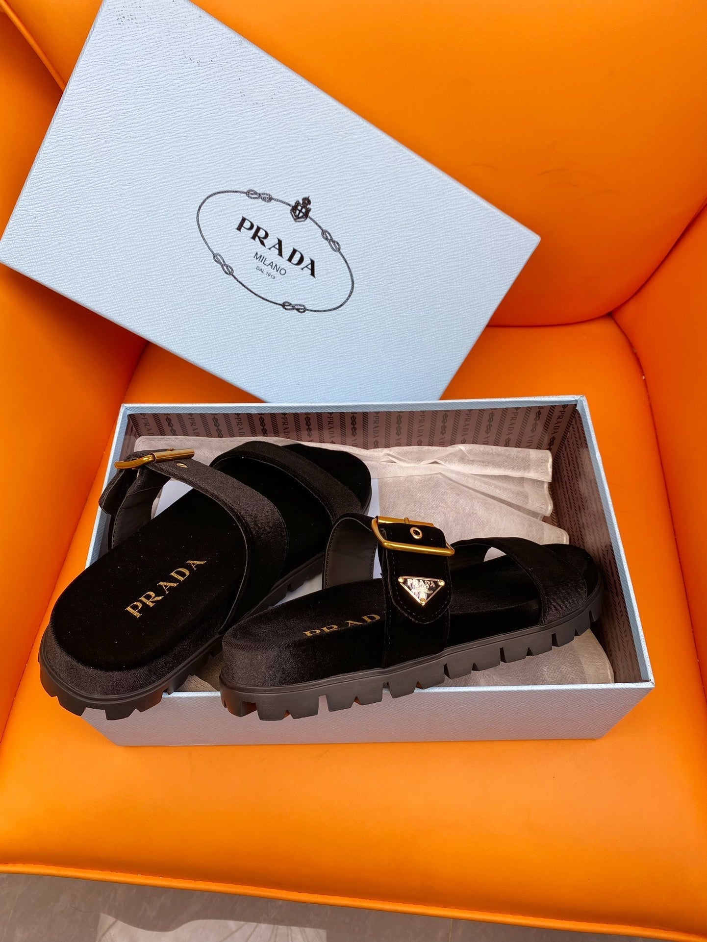 Luxury PradaSlides 10 Velvet Oak