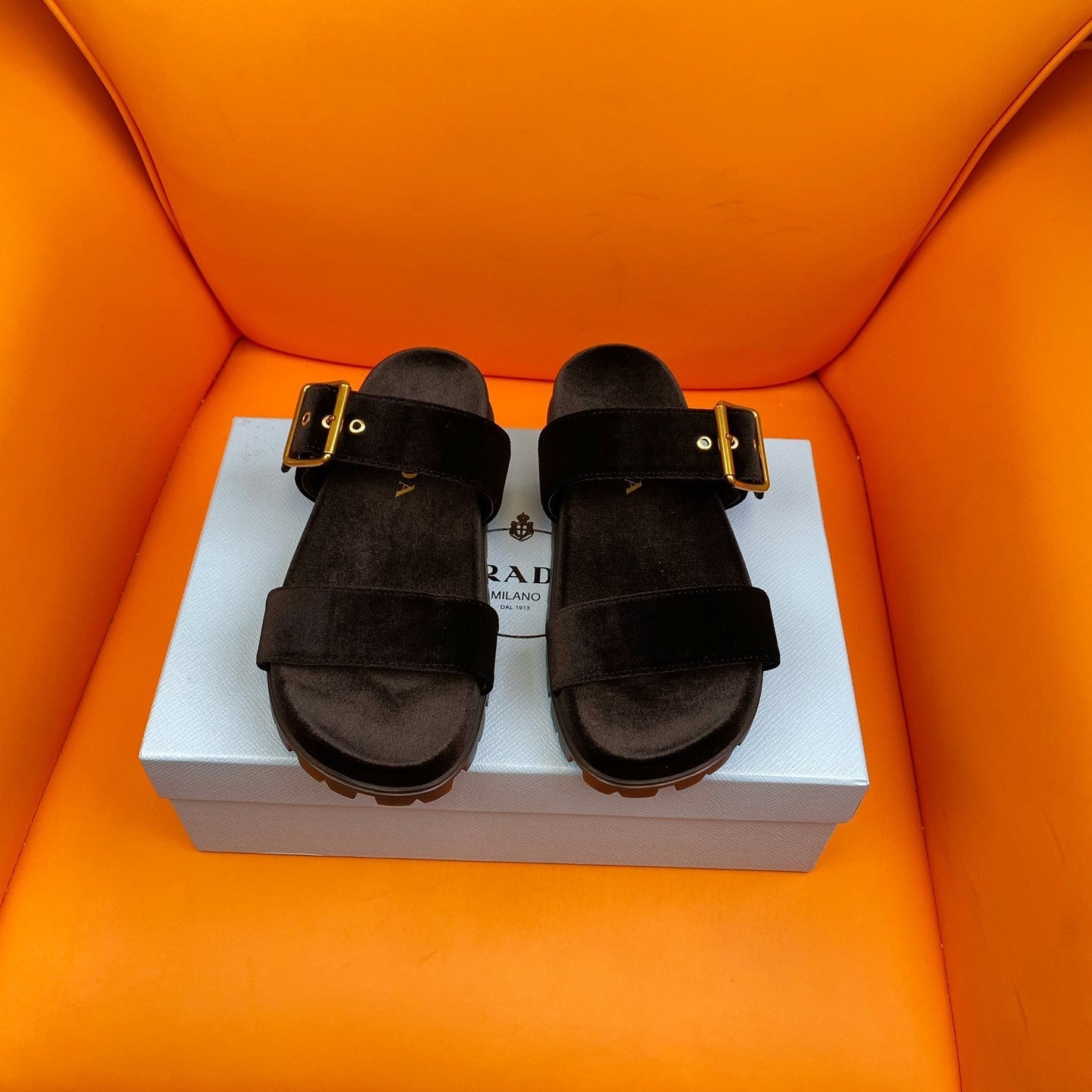 Luxury PradaSlides 10 Velvet Oak