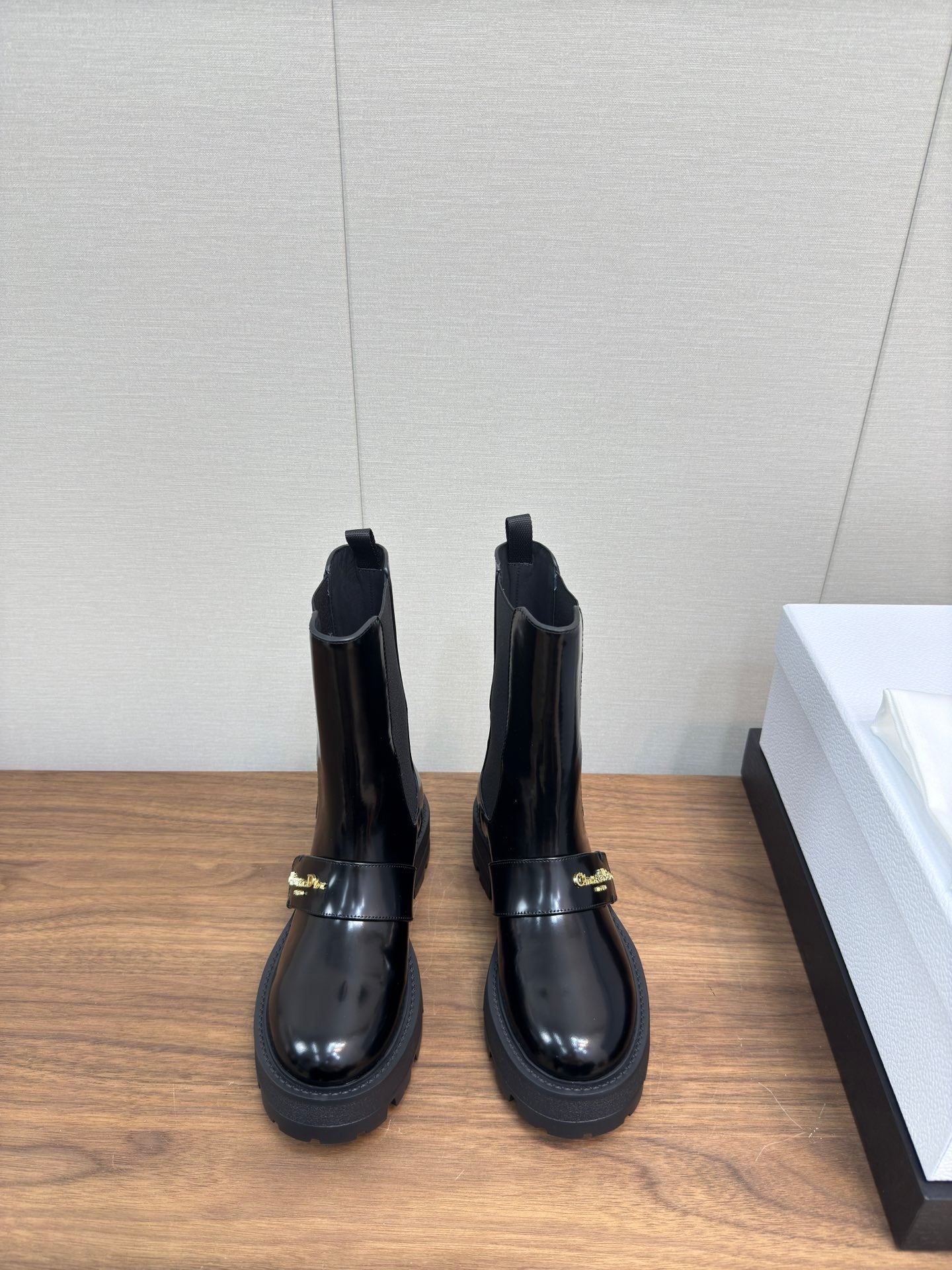 Luxury DiorD-Quest Ankle Boot 40mm In Glossy Black Calfskin 112937