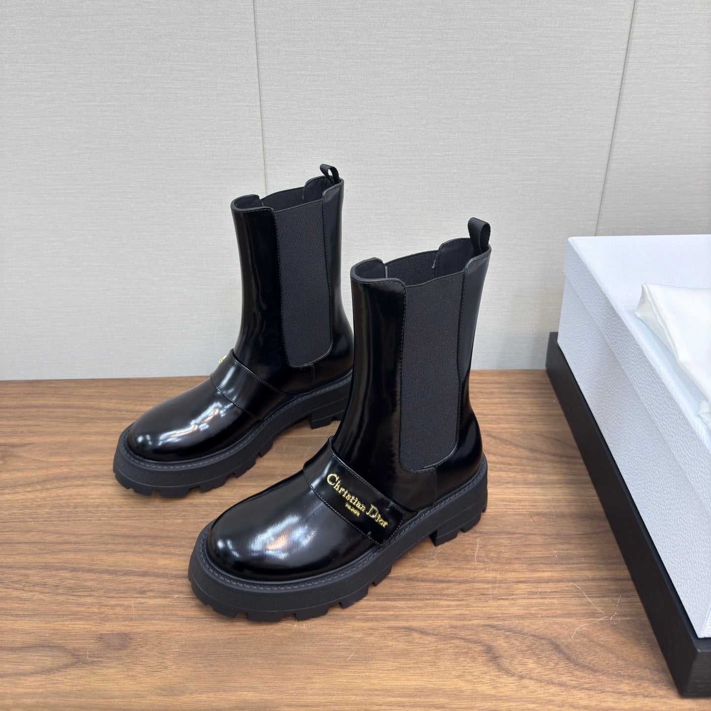 Luxury DiorD-Quest Ankle Boot 40mm In Glossy Black Calfskin 112937