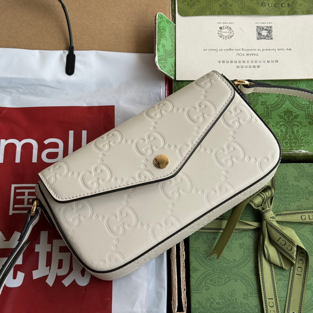Luxury Gucci SUPER MINI SHOULDER BAG 21 IN WHITE EMBOSSED CALFSKIN