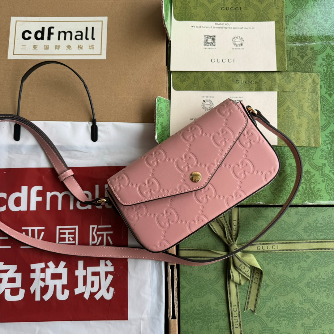 Luxury Gucci SUPER MINI SHOULDER BAG 21 IN BALLERINA PINK EMBOSSED CALFSKIN