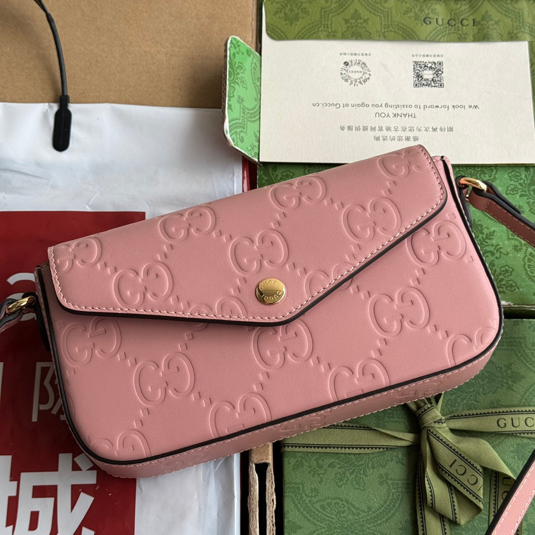 Luxury Gucci SUPER MINI SHOULDER BAG 21 IN BALLERINA PINK EMBOSSED CALFSKIN