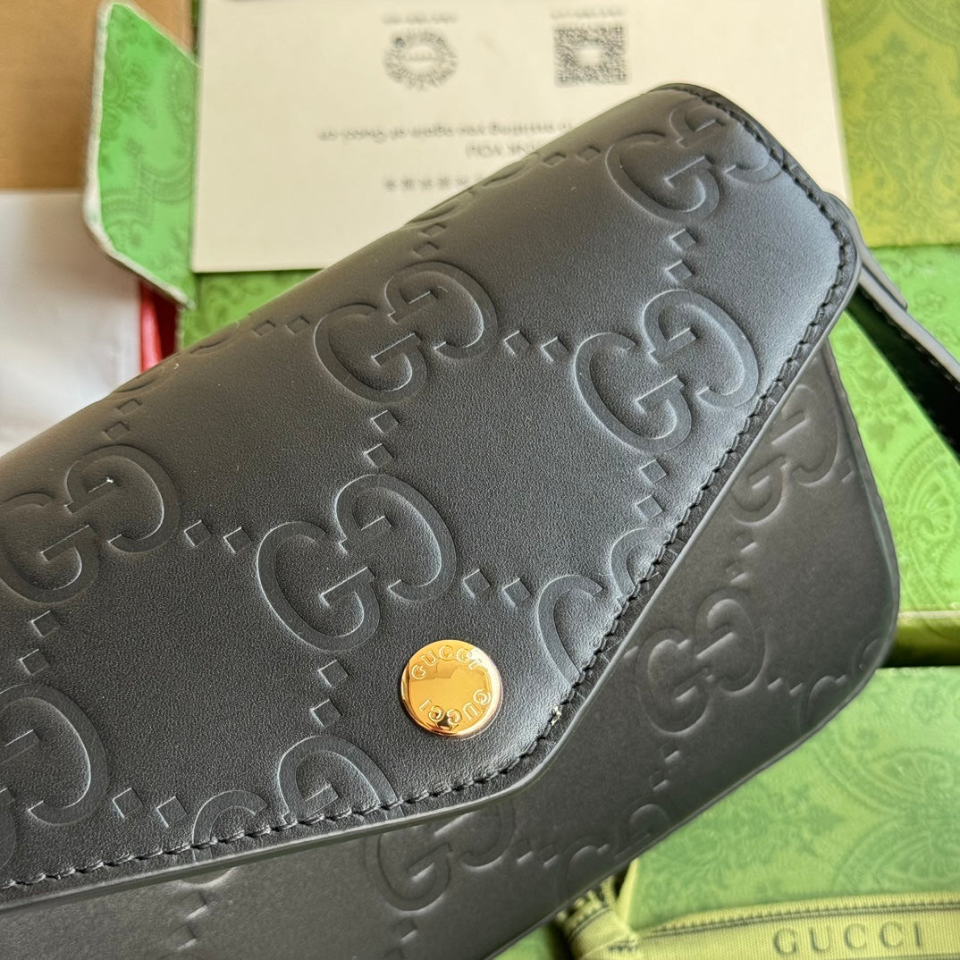 Luxury Gucci SUPER MINI SHOULDER BAG 21 IN BLACK EMBOSSED CALFSKIN