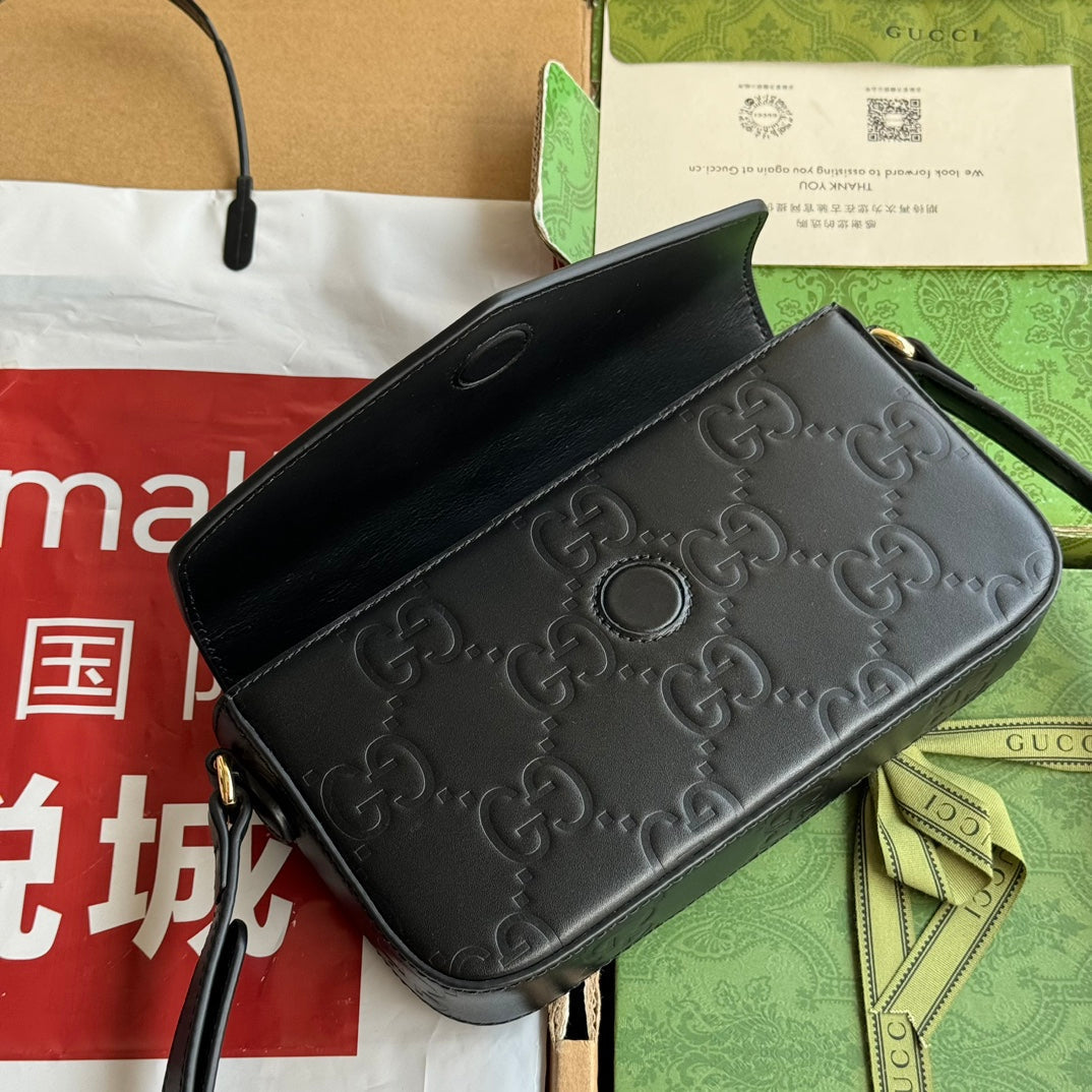 Luxury Gucci SUPER MINI SHOULDER BAG 21 IN BLACK EMBOSSED CALFSKIN