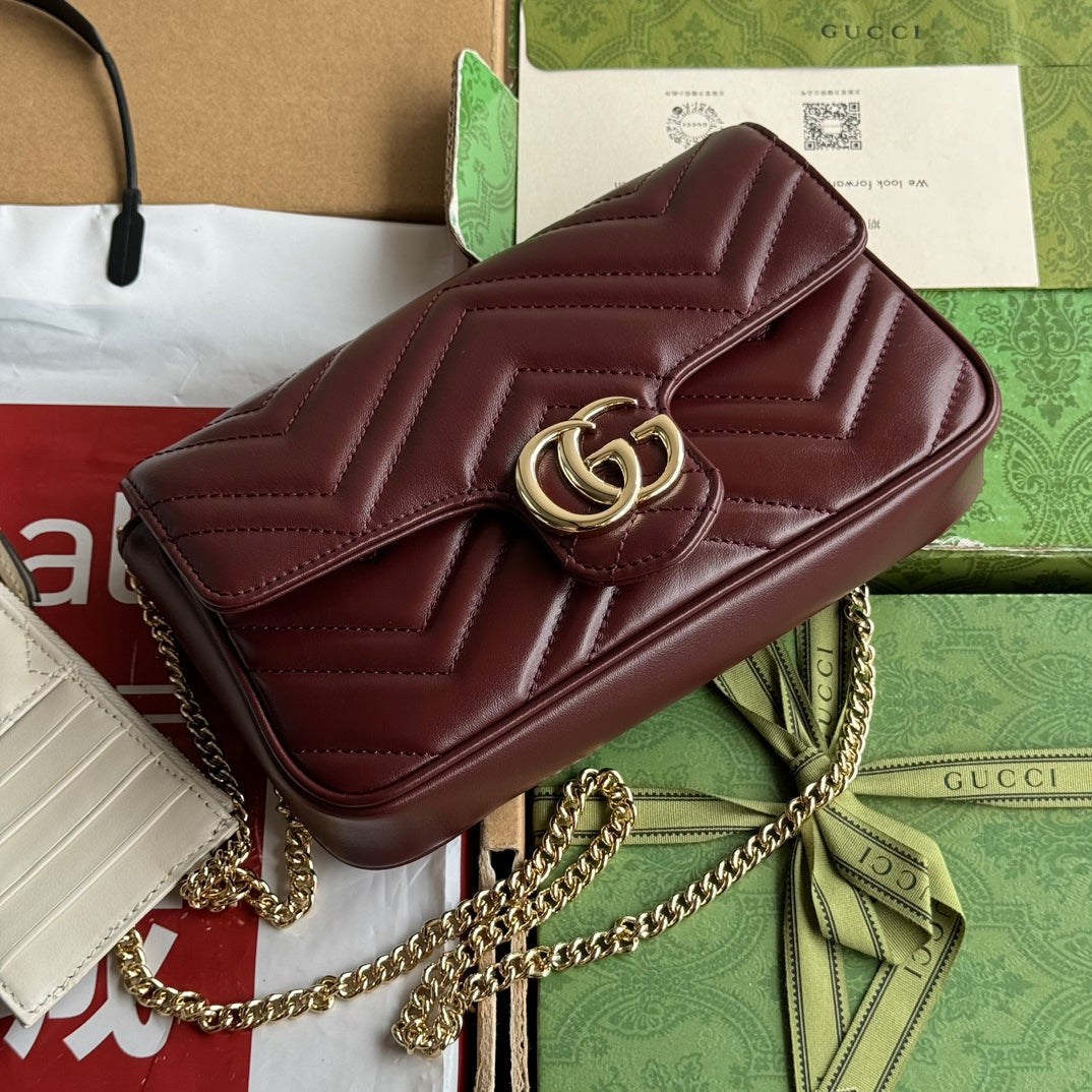 Luxury Gucci gg marmont 26cm cherry red calfskin gold hardware