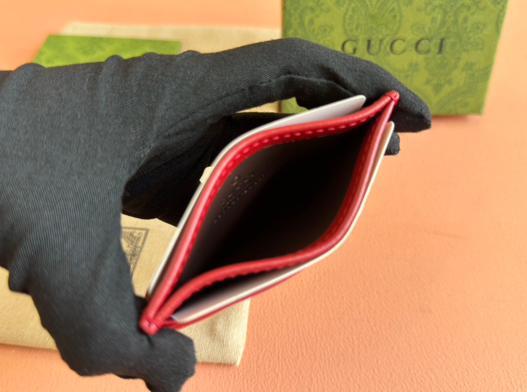 Luxury Gucci MARMONT QUILTED CARD HOLDER 10 IN RED CALFSKIN