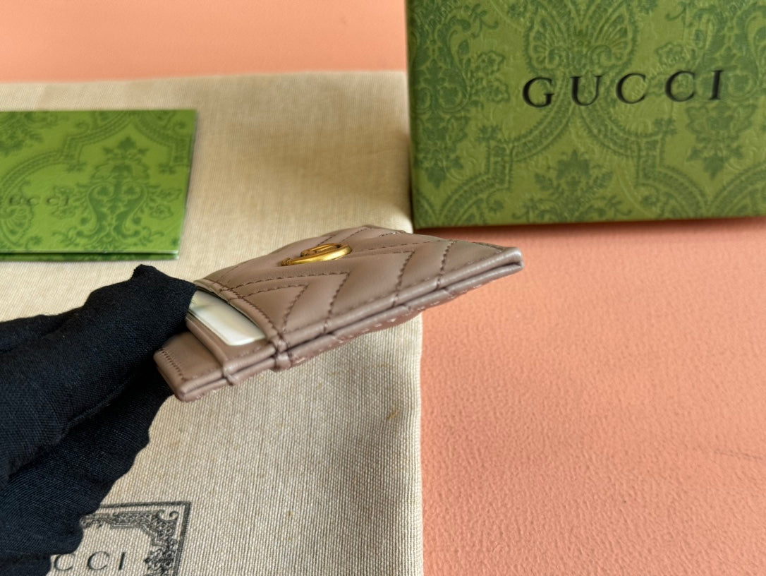 Luxury Gucci MARMONT QUILTED CARD HOLDER 10 IN MILK TEA CALFSKIN