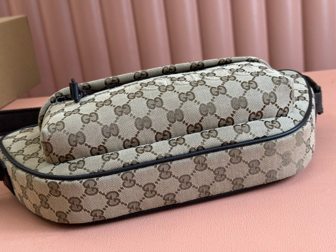 Luxury Gucci BELT BAG 34 IN BEIGE MONOGRAM CANVAS