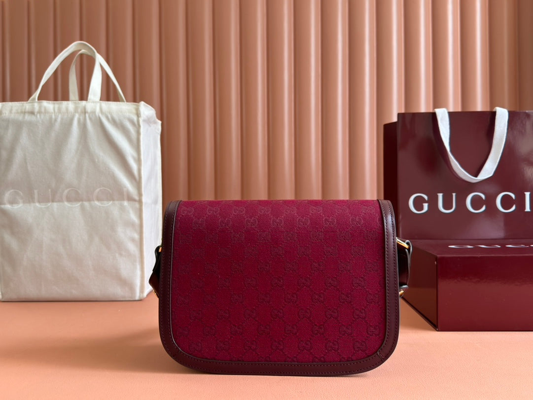 Luxury Gucci HORSEBIT 1955 SHOULDER BAG 25 IN WINE RED CANVAS AND CALFSKIN GOLD HARDWARE
