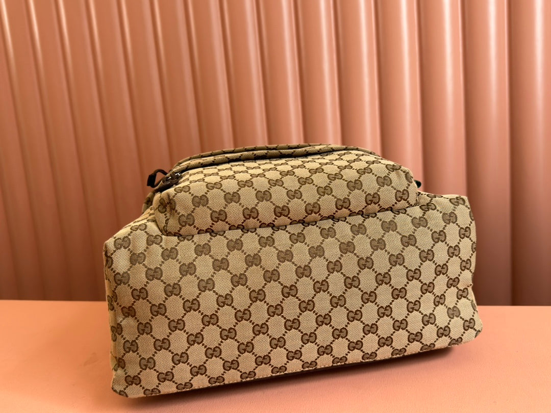 Luxury Gucci MEDIUM BACKPACK 40 IN BEGE AND EBONY CANVAS