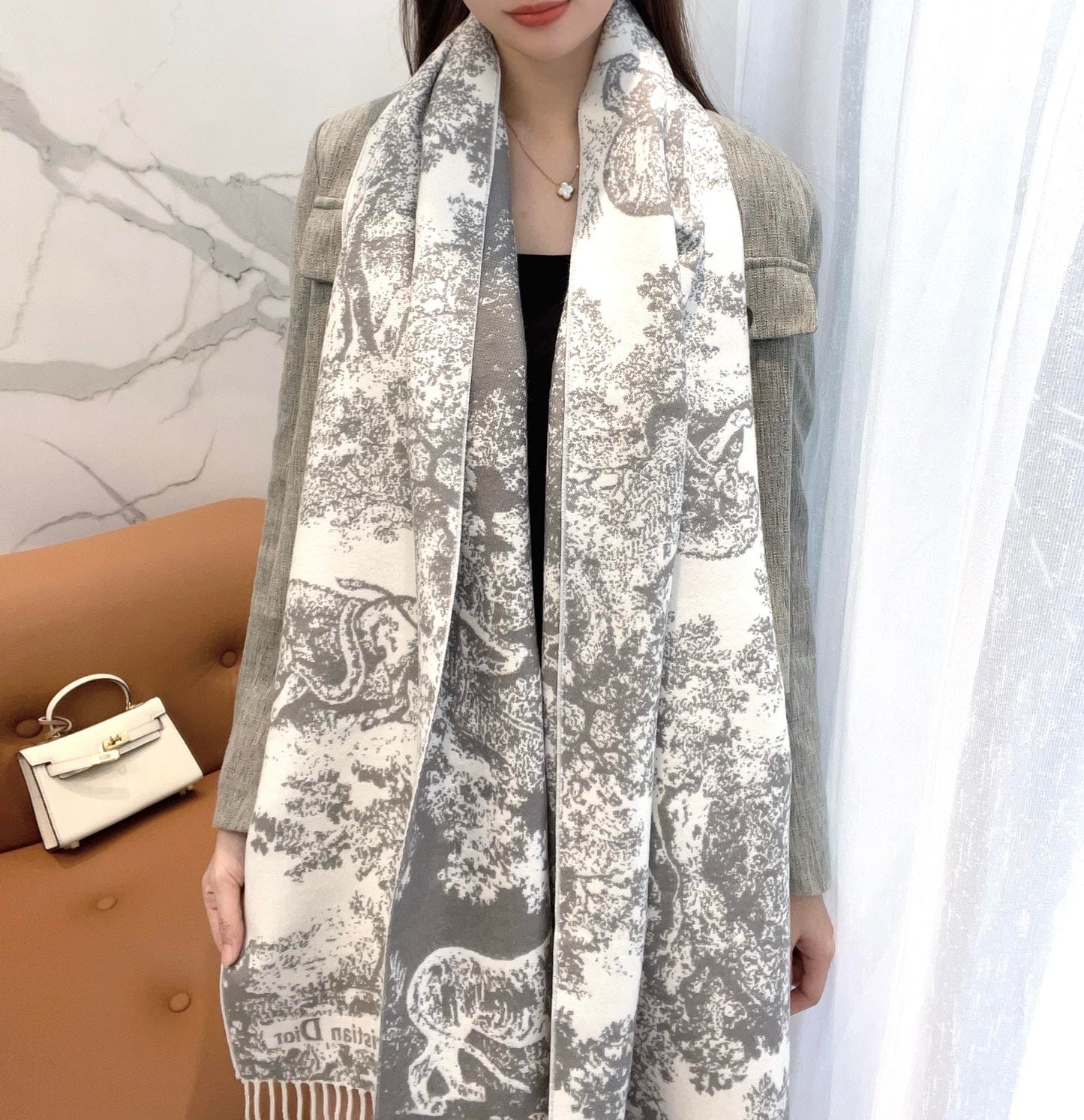 Luxury DiorSCARF 220 CM IN WHITE MIX LIGHT GRAY MONOGRAM CASHMERE AND WOOL 413657