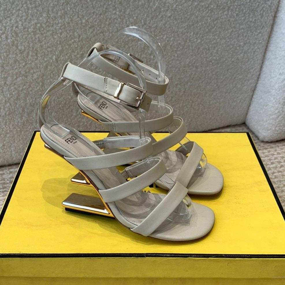 Luxury FendiLuxury FendiHIGH SANDAL 10 CM IN BEIGE CALFSKIN
