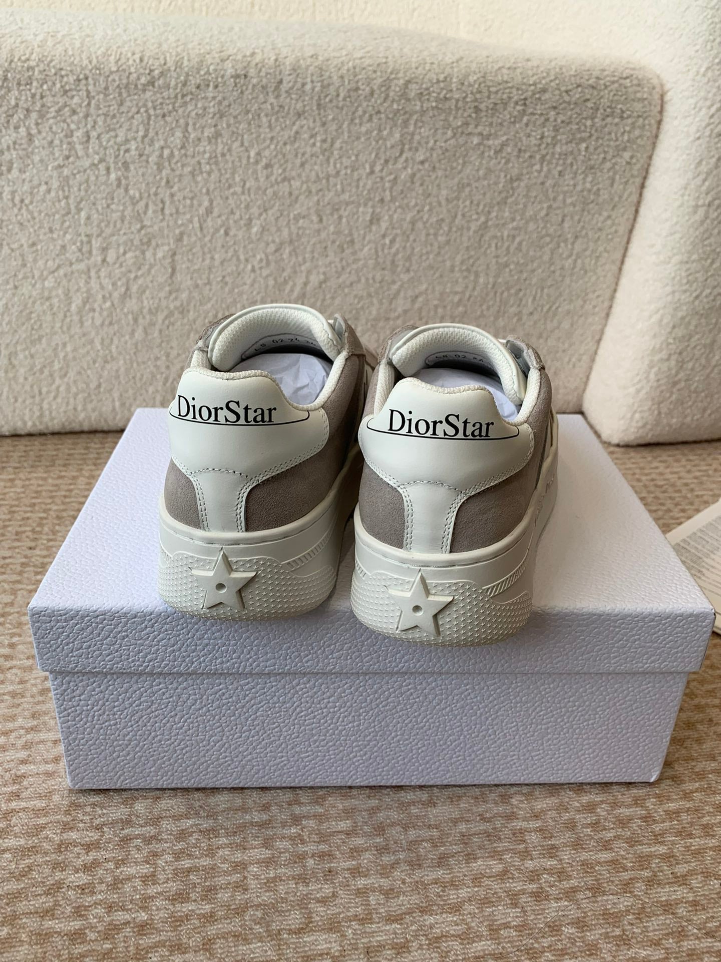 Luxury DiorStar Platform Sneaker In Light Brown Grey Suede 998720