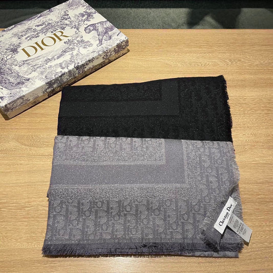 Luxury DiorSQUARE SCARF 140 CM IN MOUSE GRAY WOOL AND SILK 415442
