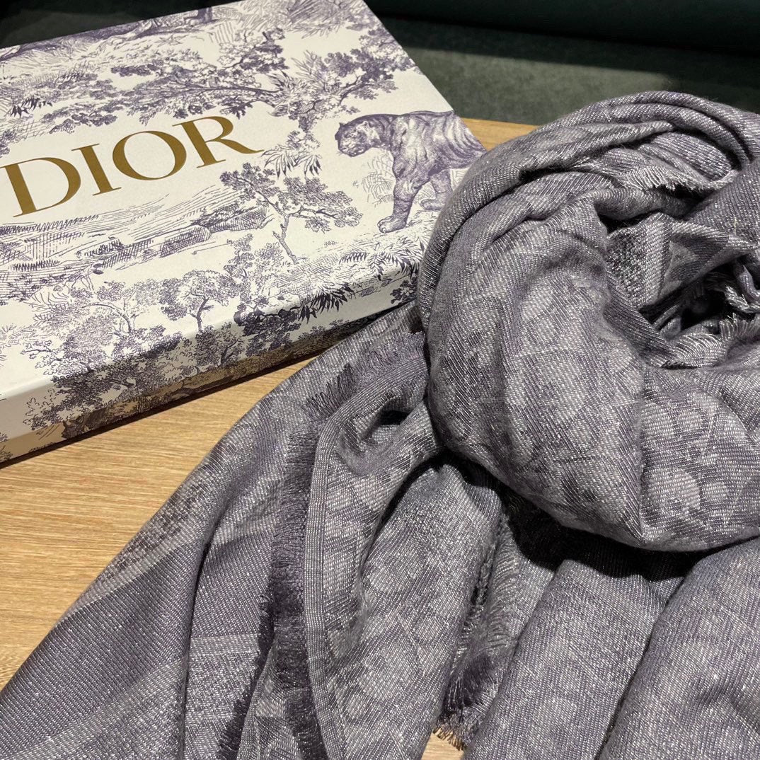 Luxury DiorSQUARE SCARF 140 CM IN MOUSE GRAY WOOL AND SILK 415442