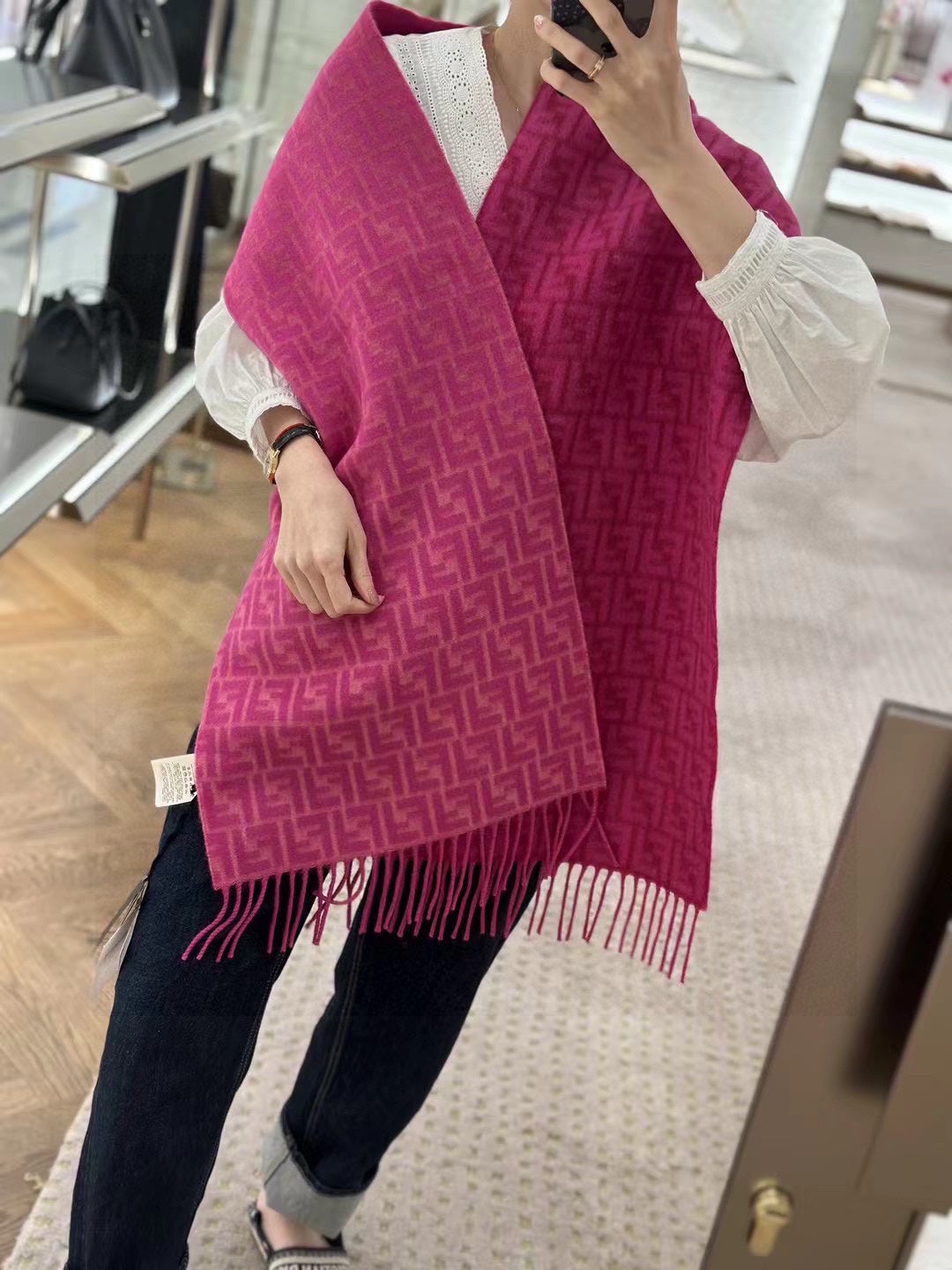 Luxury FendiFF SCARF 180 CM IN BRIGHT PINK MONOGRAM WOOL AND CASHMERE 411830