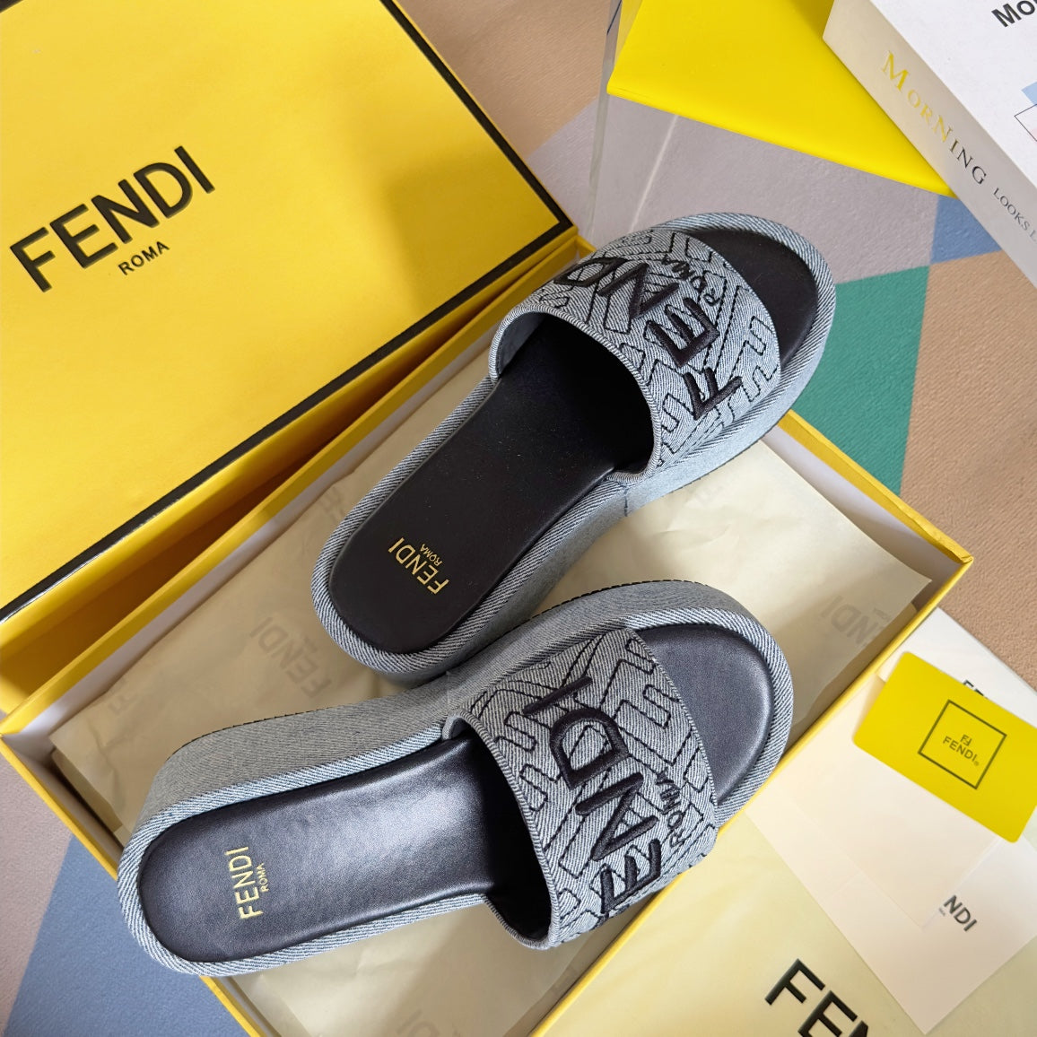 Luxury FendiFF Monogram Sunshine 65 Black Grey Fabric Slide