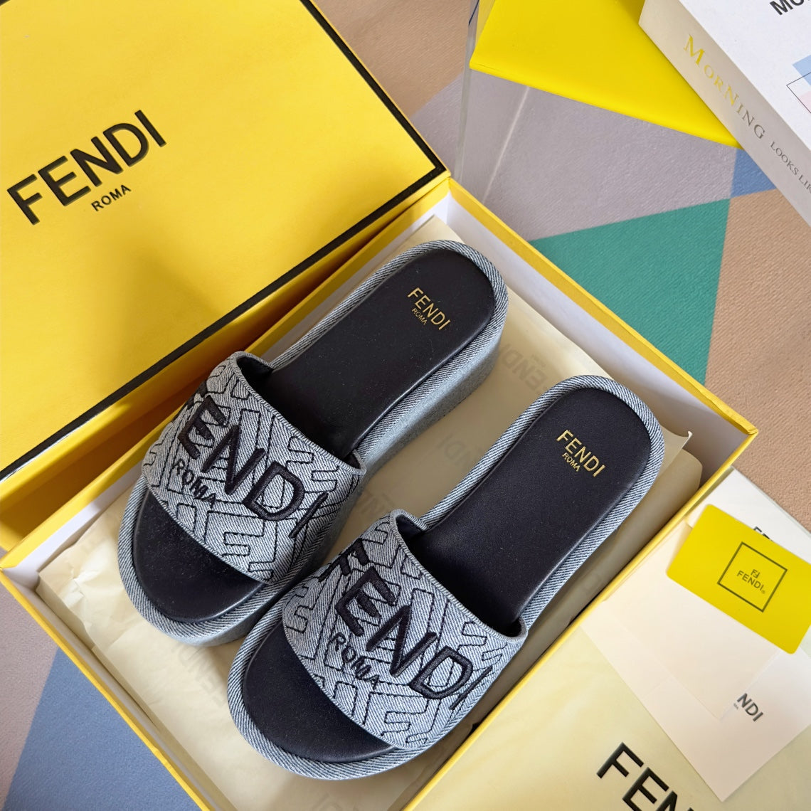 Luxury FendiFF Monogram Sunshine 65 Black Grey Fabric Slide