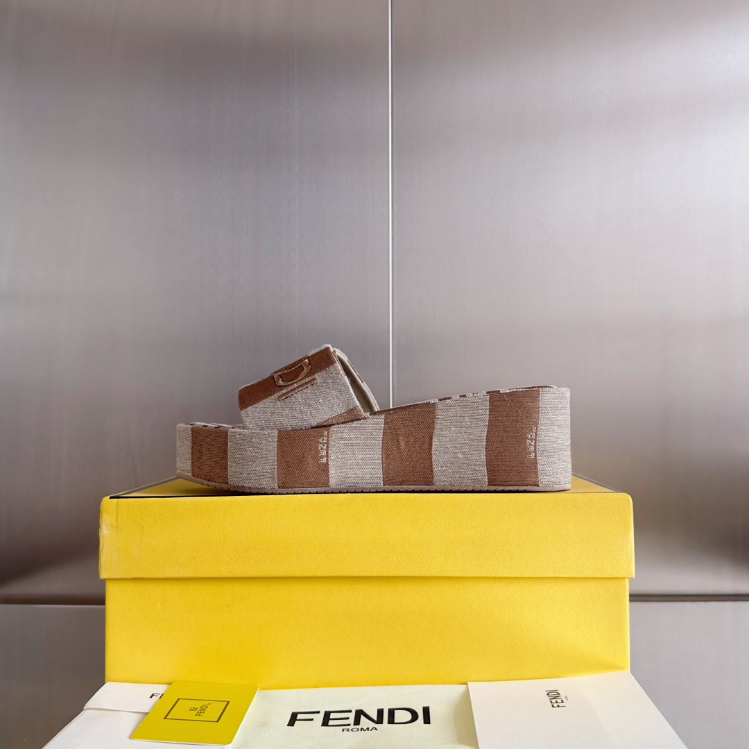 Luxury FendiFF Sunshine 65 Light Brown Grey Canvas Flatform Slide