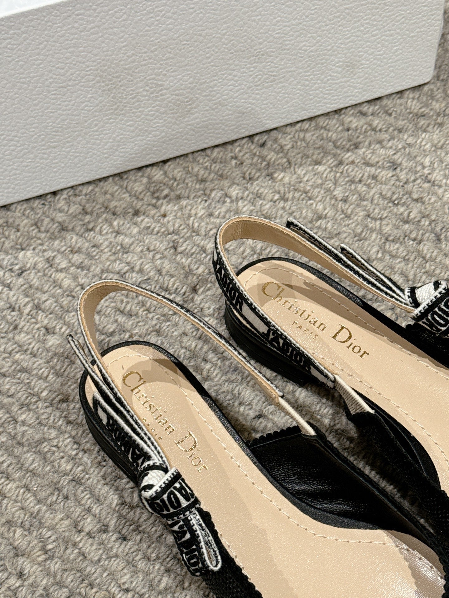 Luxury Diorslingback flat black raffia lambskin