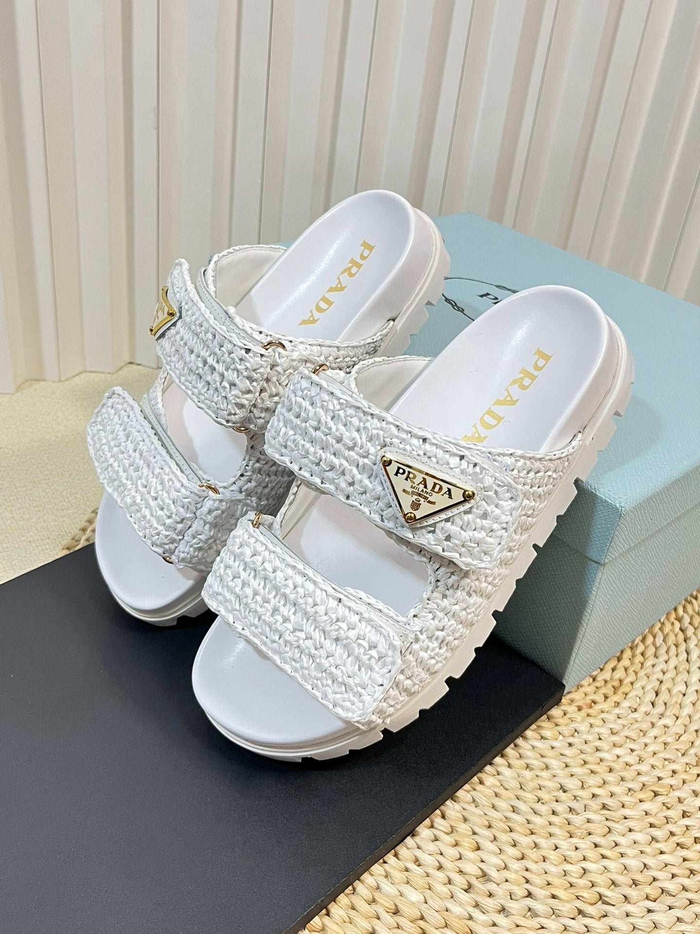 Luxury PradaRaffia Cork Slide 40 White