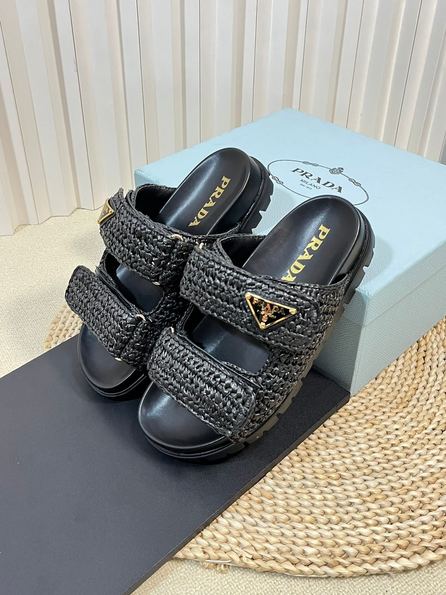 Luxury PradaRaffia Cork Slide 40 Black