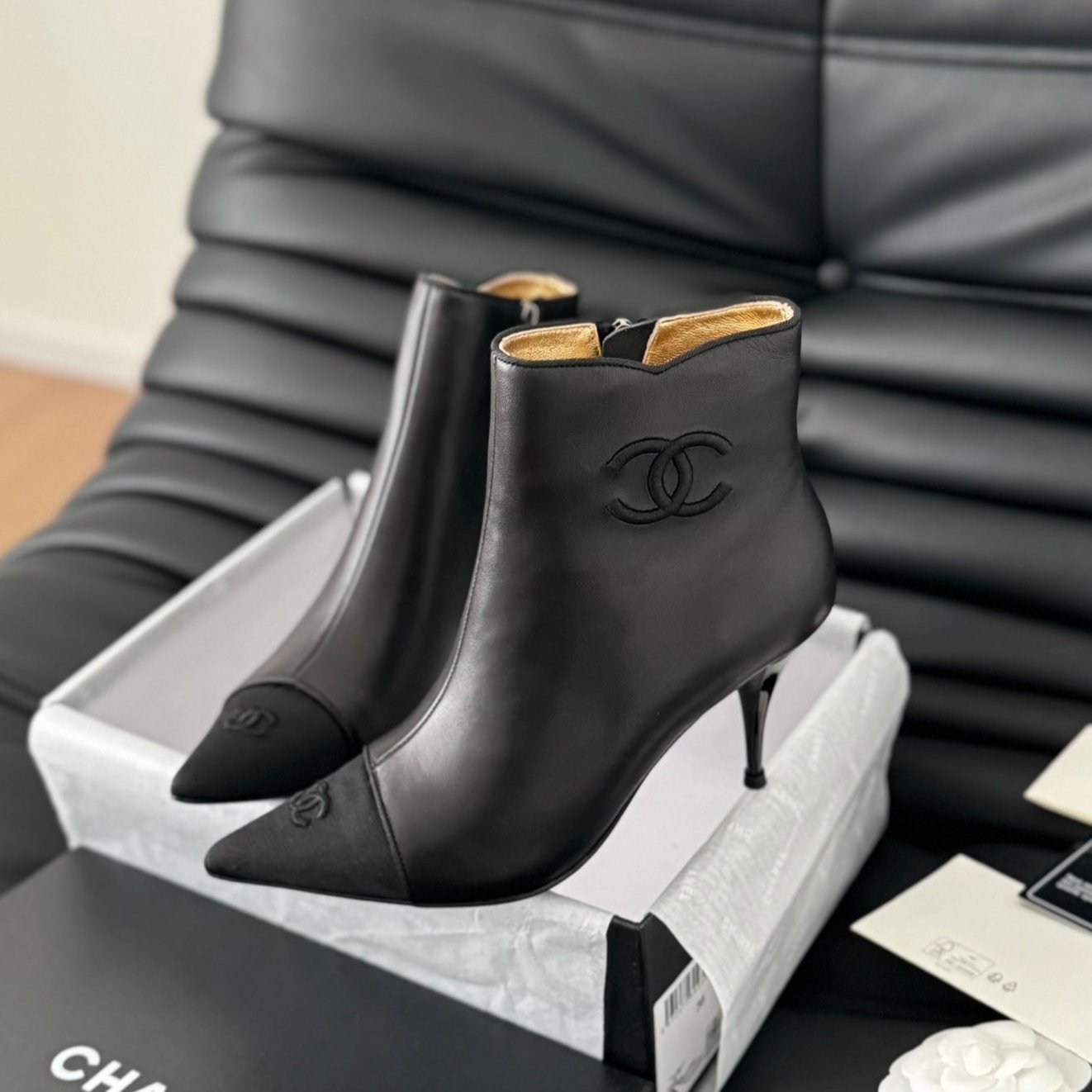 Luxury Chanel short boots 80 heel black calfskin