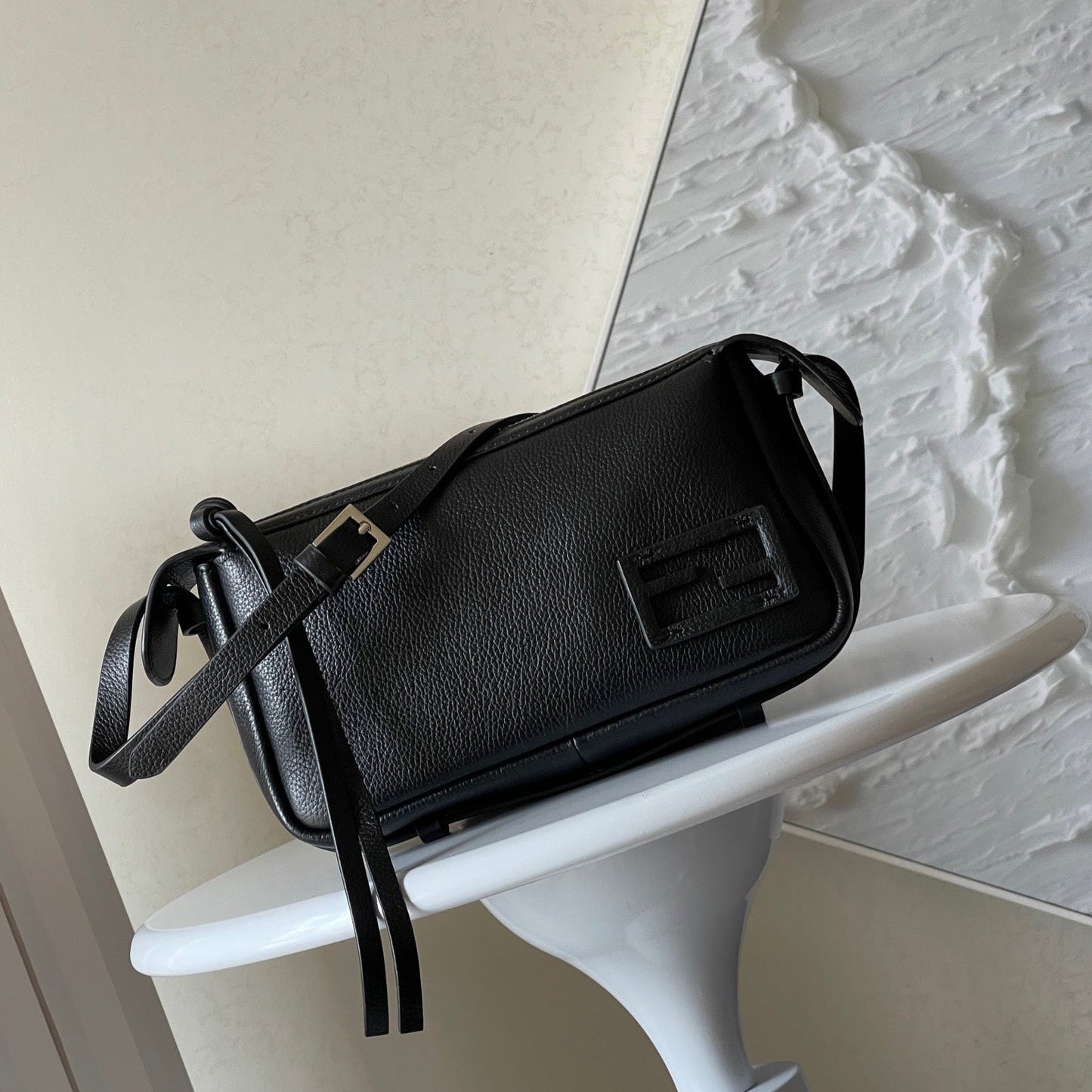 Luxury FendiSIMPLY MINI 22 IN BLACK GRAINED CALFSKIN