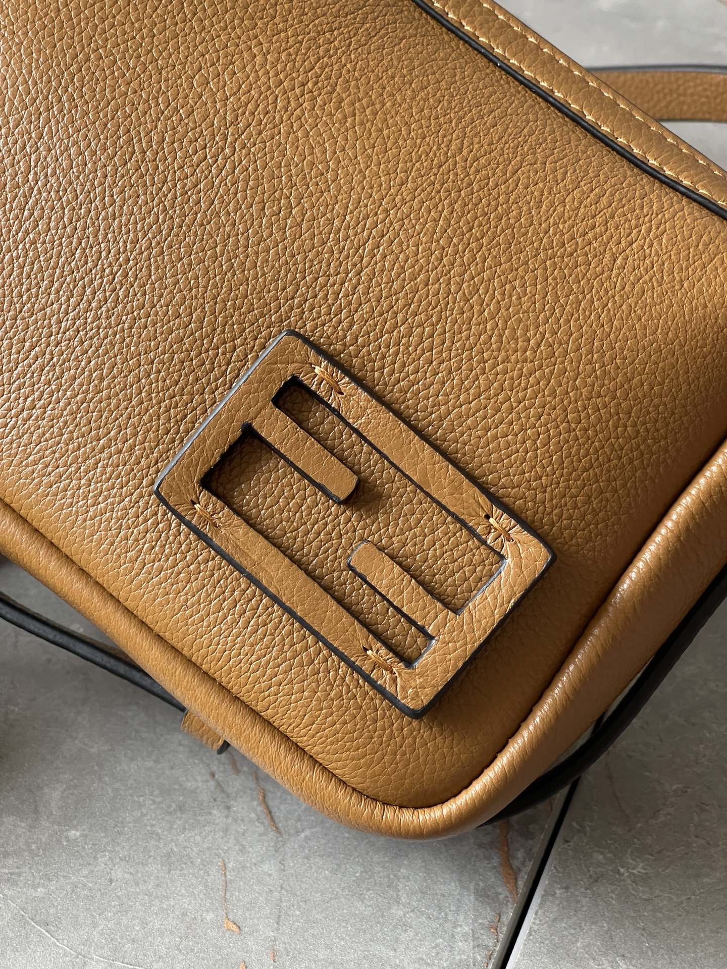 Luxury FendiSIMPLY MINI 22 IN BRONZE BROWN GRAINED CALFSKIN